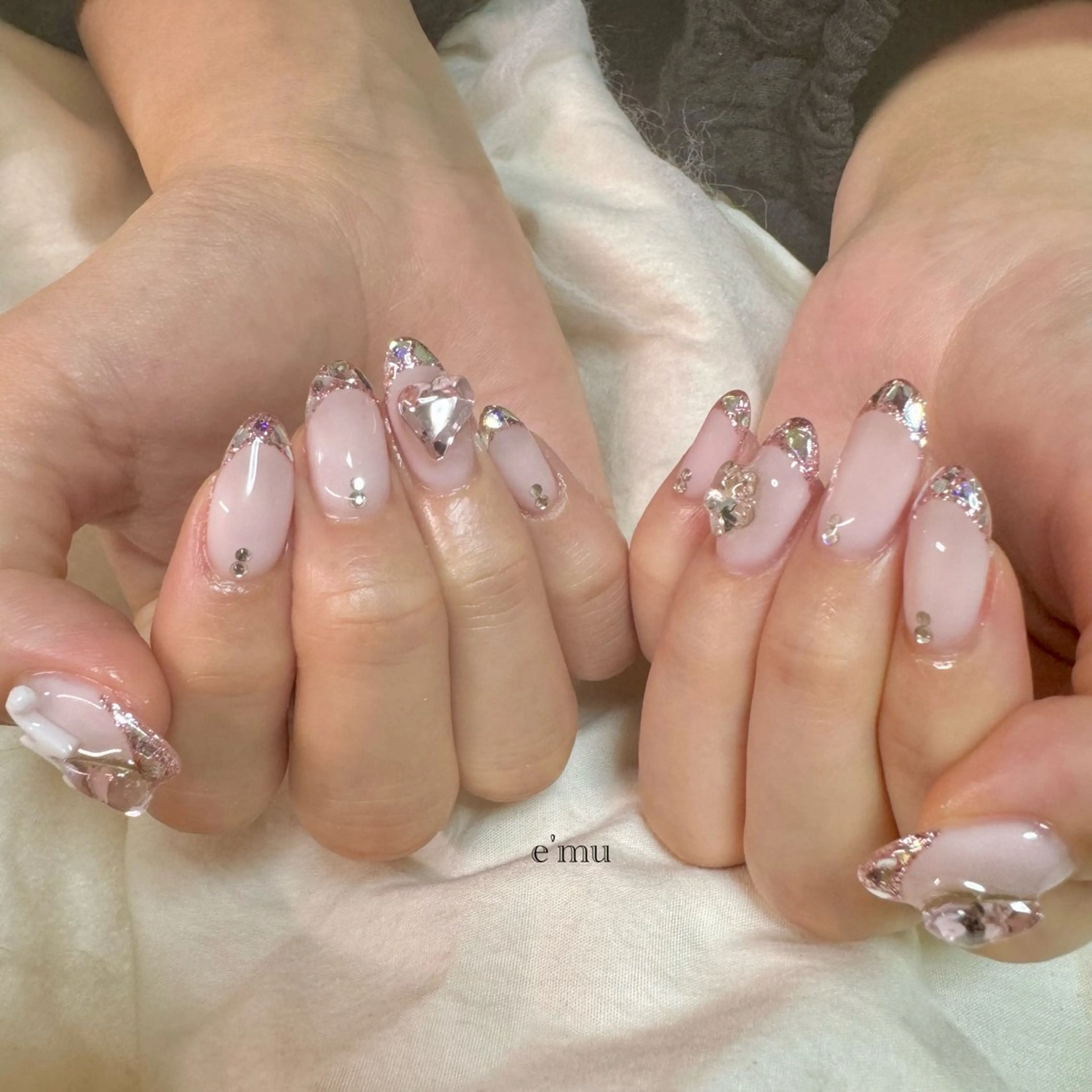 ネイル フレンチネイル ガラスフレンチ ピンク ハンドネイル nail salon e'mu💐のネイルデザイン