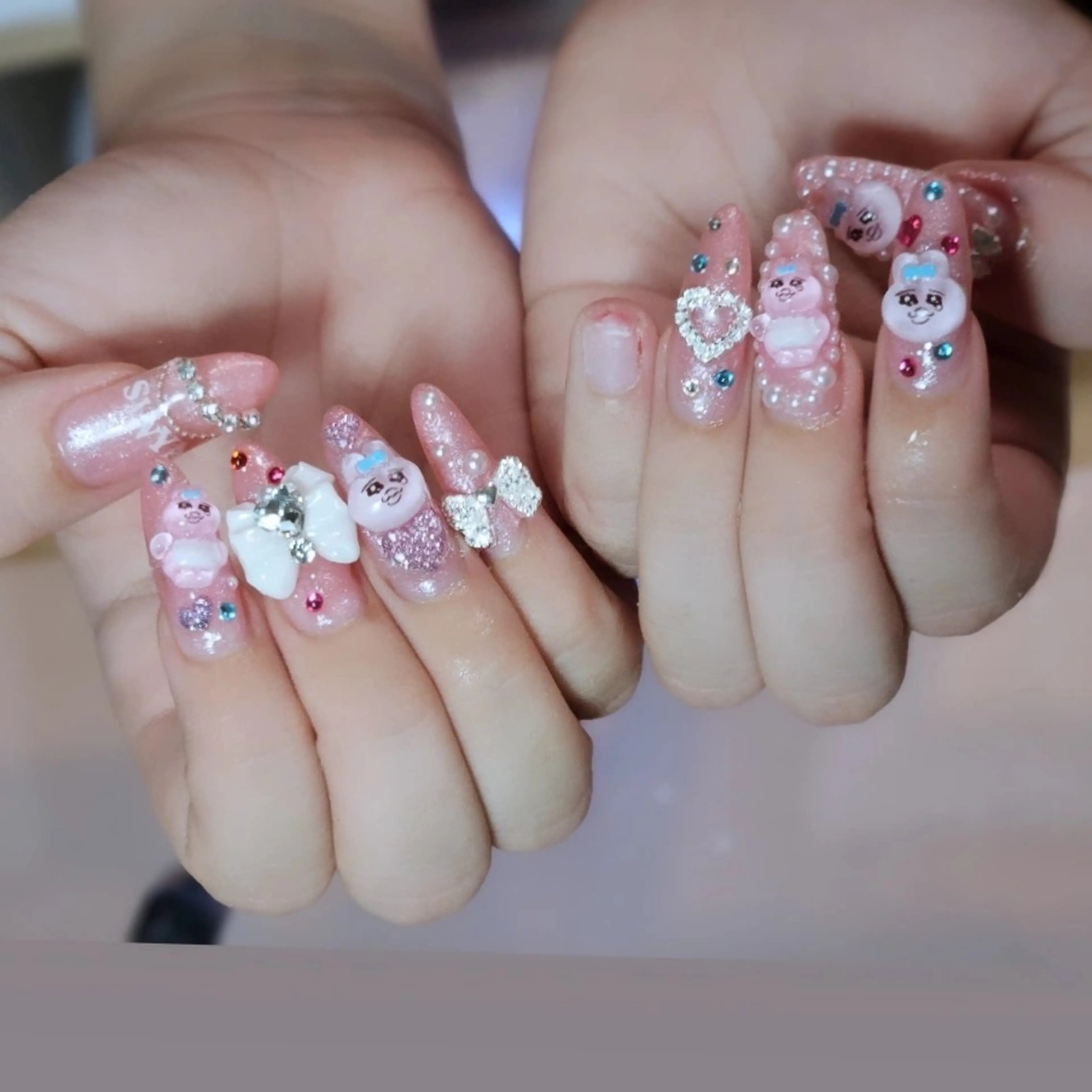 ネイル ハンドネイル Y. Reonaのネイルデザイン