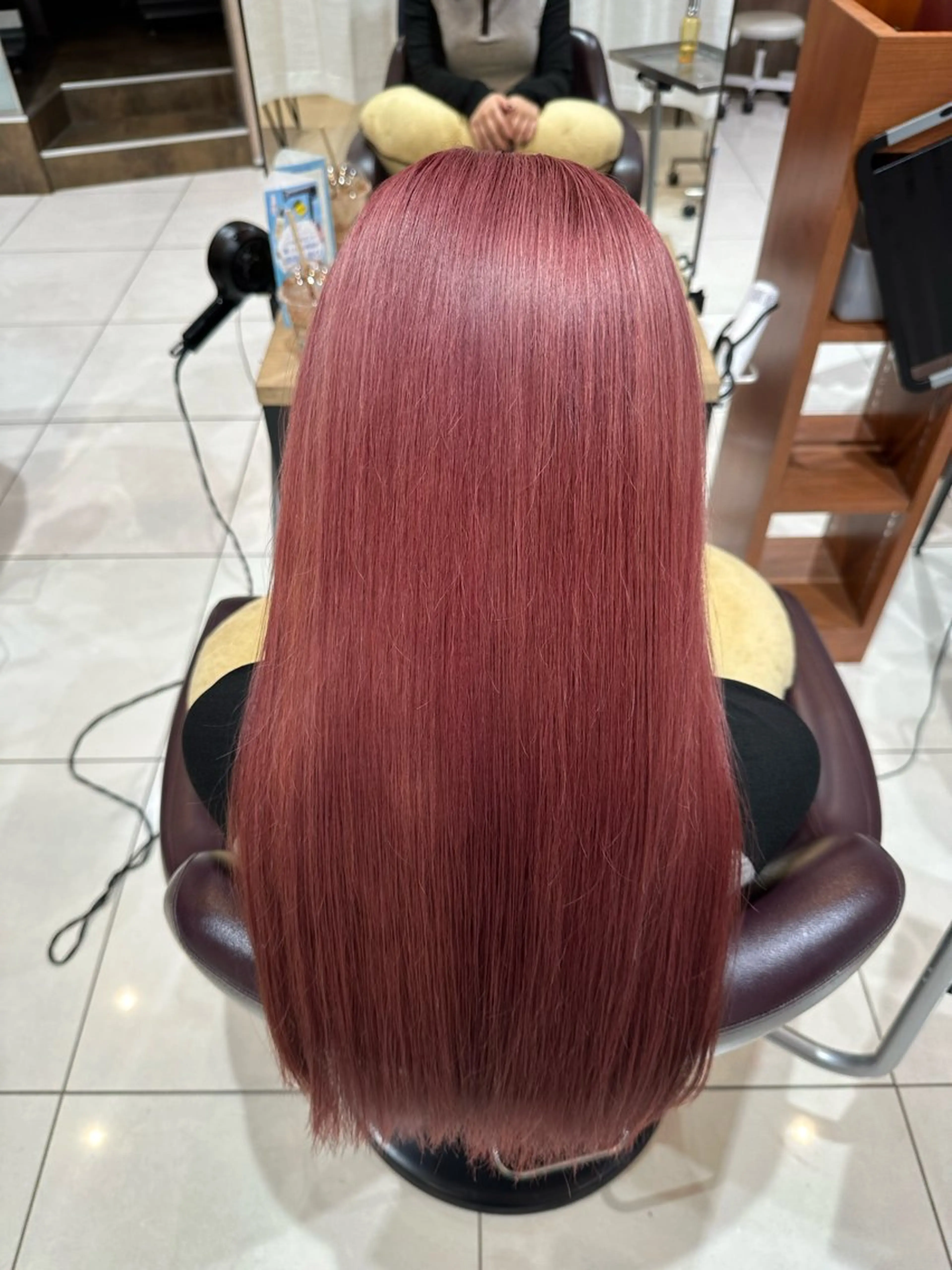 【レディース限定‼️】✨️カット＋ブリーチカラー＋トリートメント✨️の写真