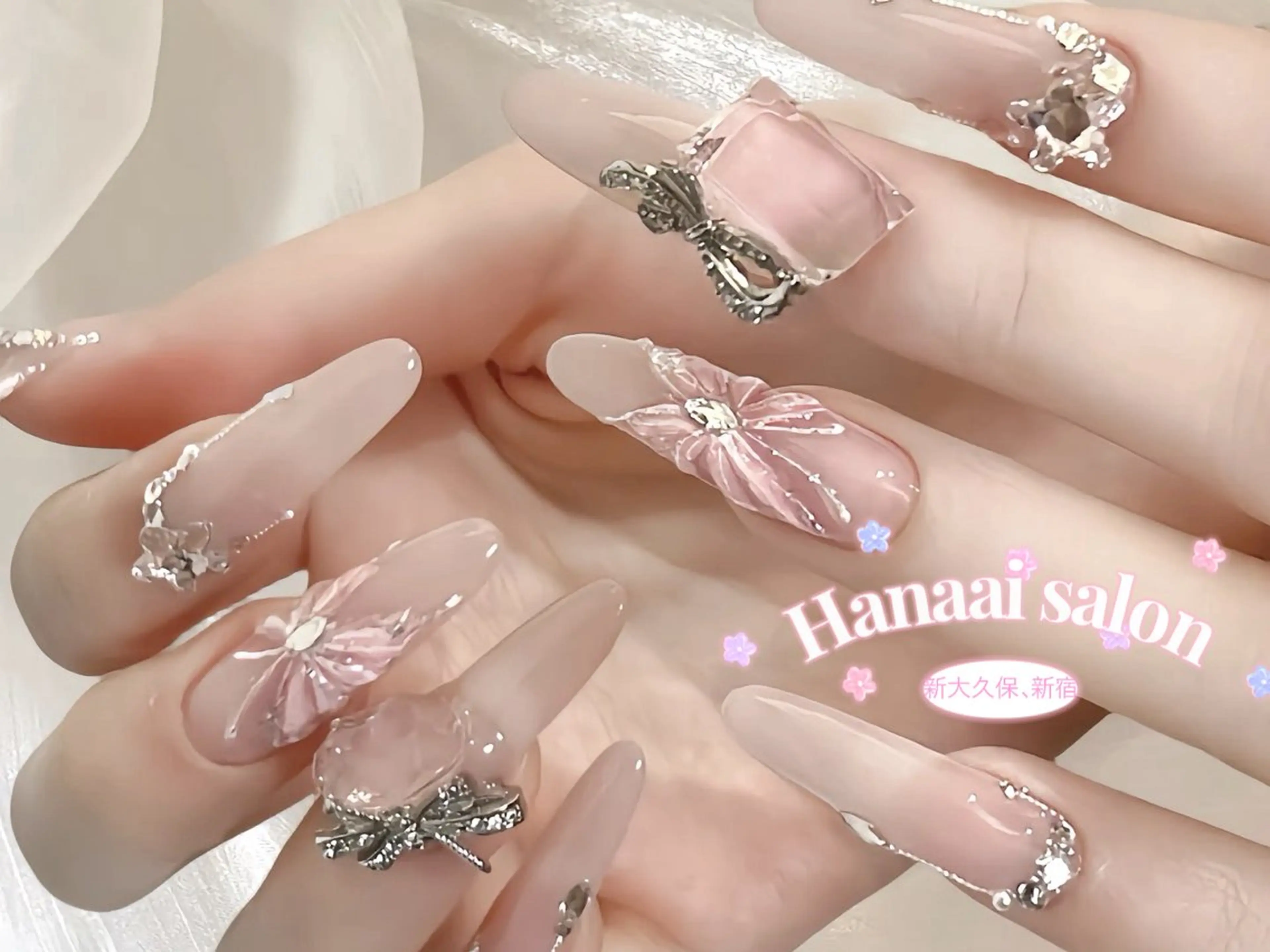 ミディアム Hanaai Salon新宿店のネイルデザイン