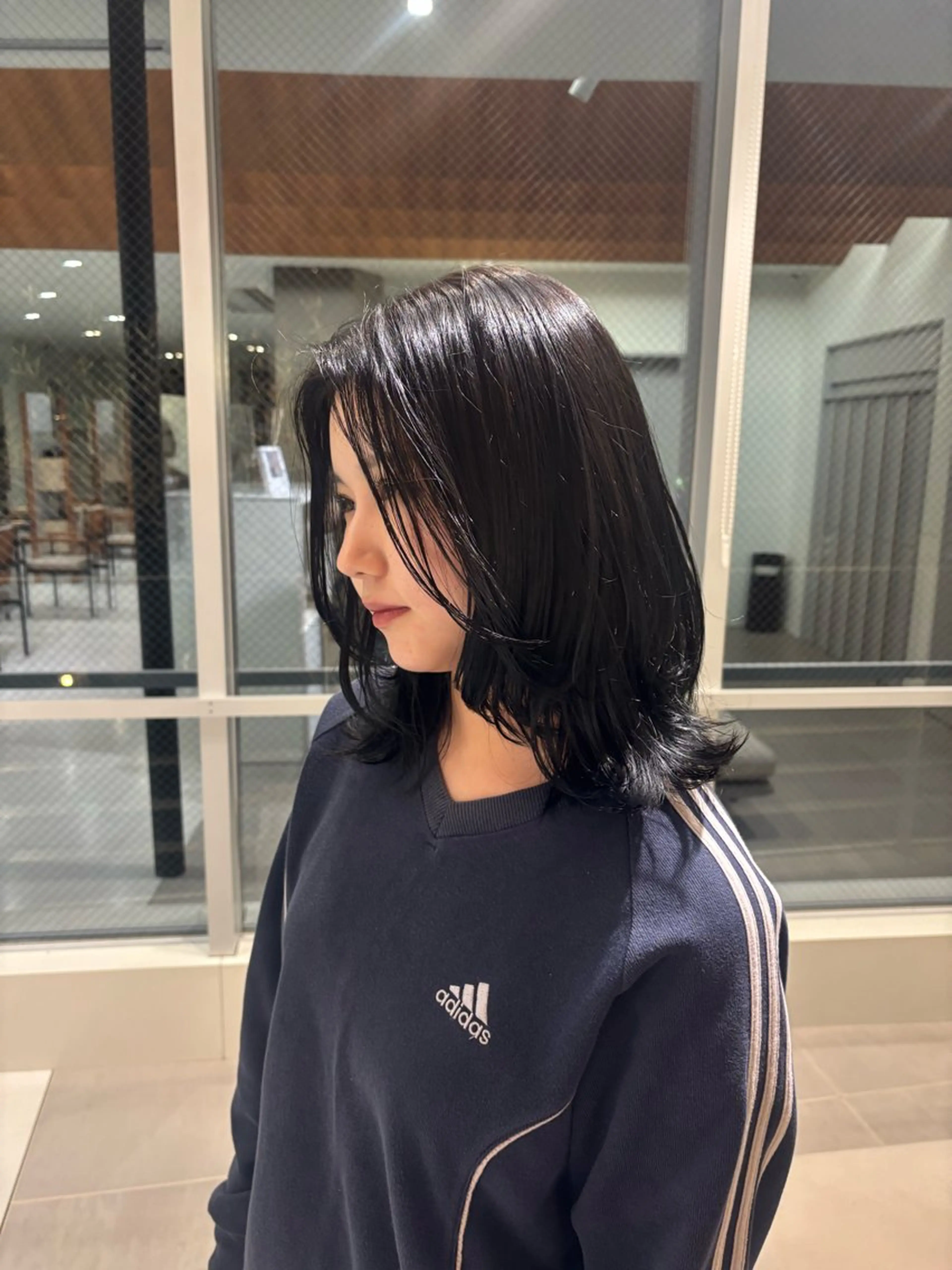 カラー 黒髪 ブルーカラー ブルーブラック 透明感カラー ヘアカラー カラーモデル 🪐Sena⭐️のヘアスタイル