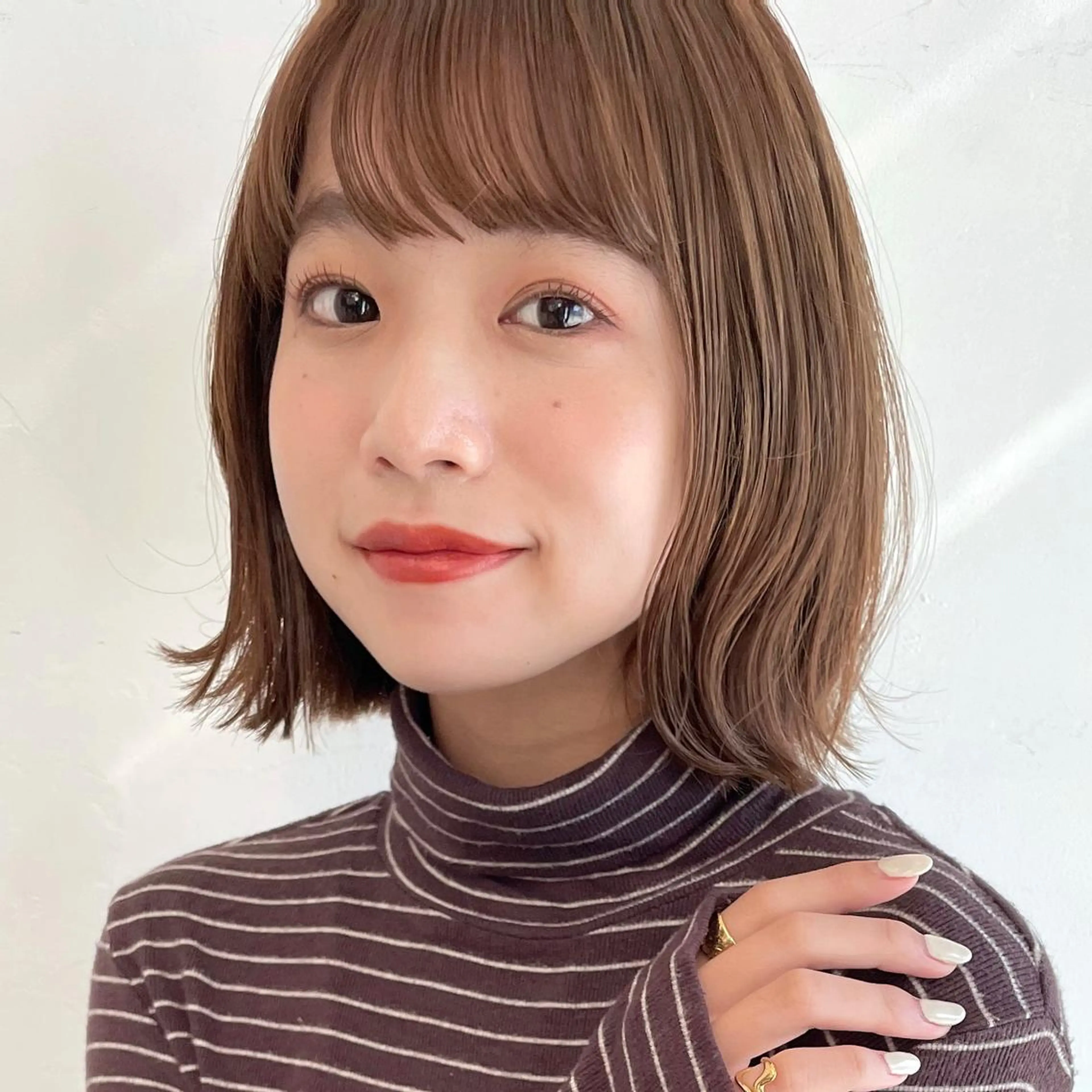 ミディアム トリートメント OAK 学芸大学所属・秋葉萌　透明感カラー /レイヤー/ボブ♡のヘアスタイル