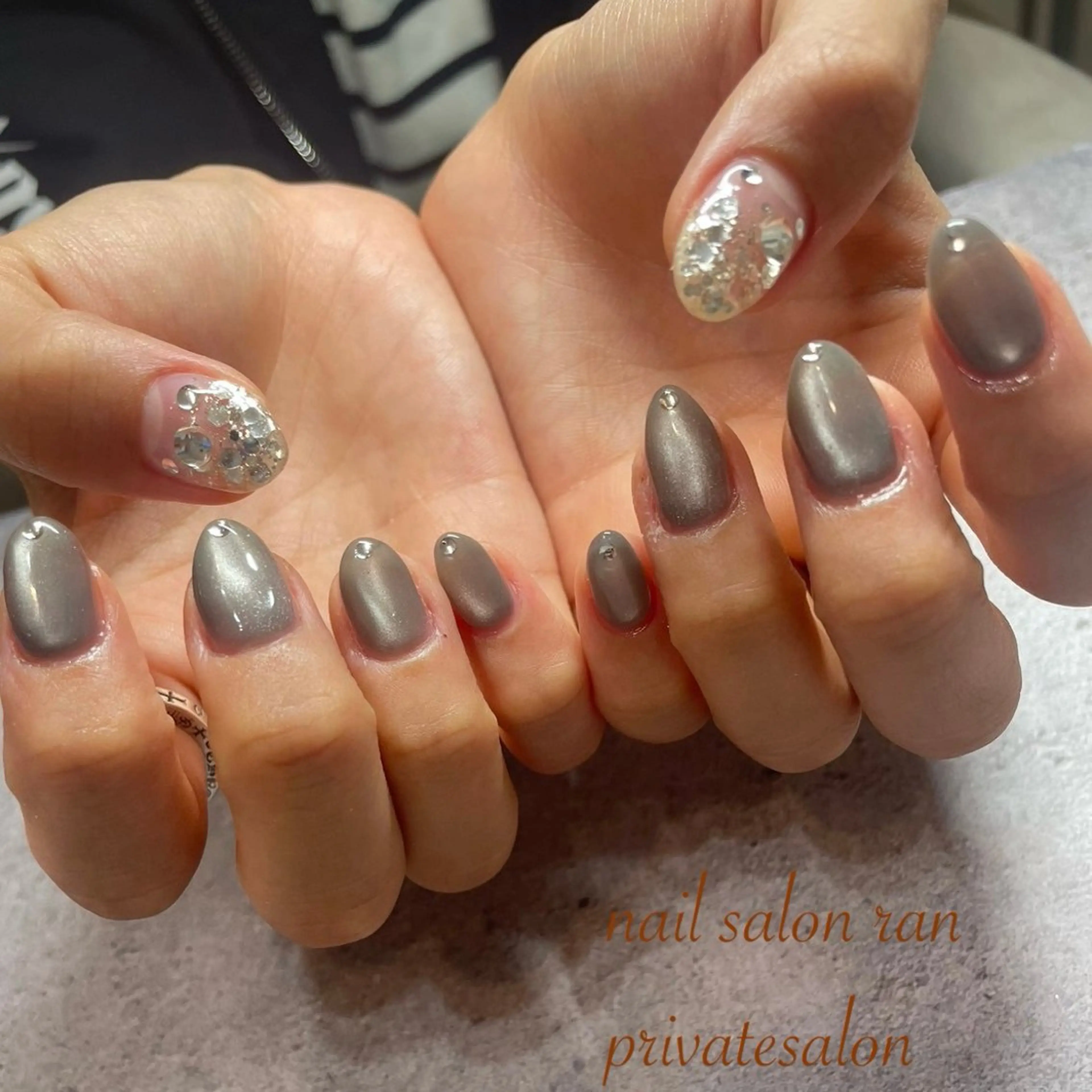 ネイル グラデーション ラメ(グリッター) マグネットネイル ストーンネイル ハンドネイル ハンドケア nailsalon ranのネイルデザイン