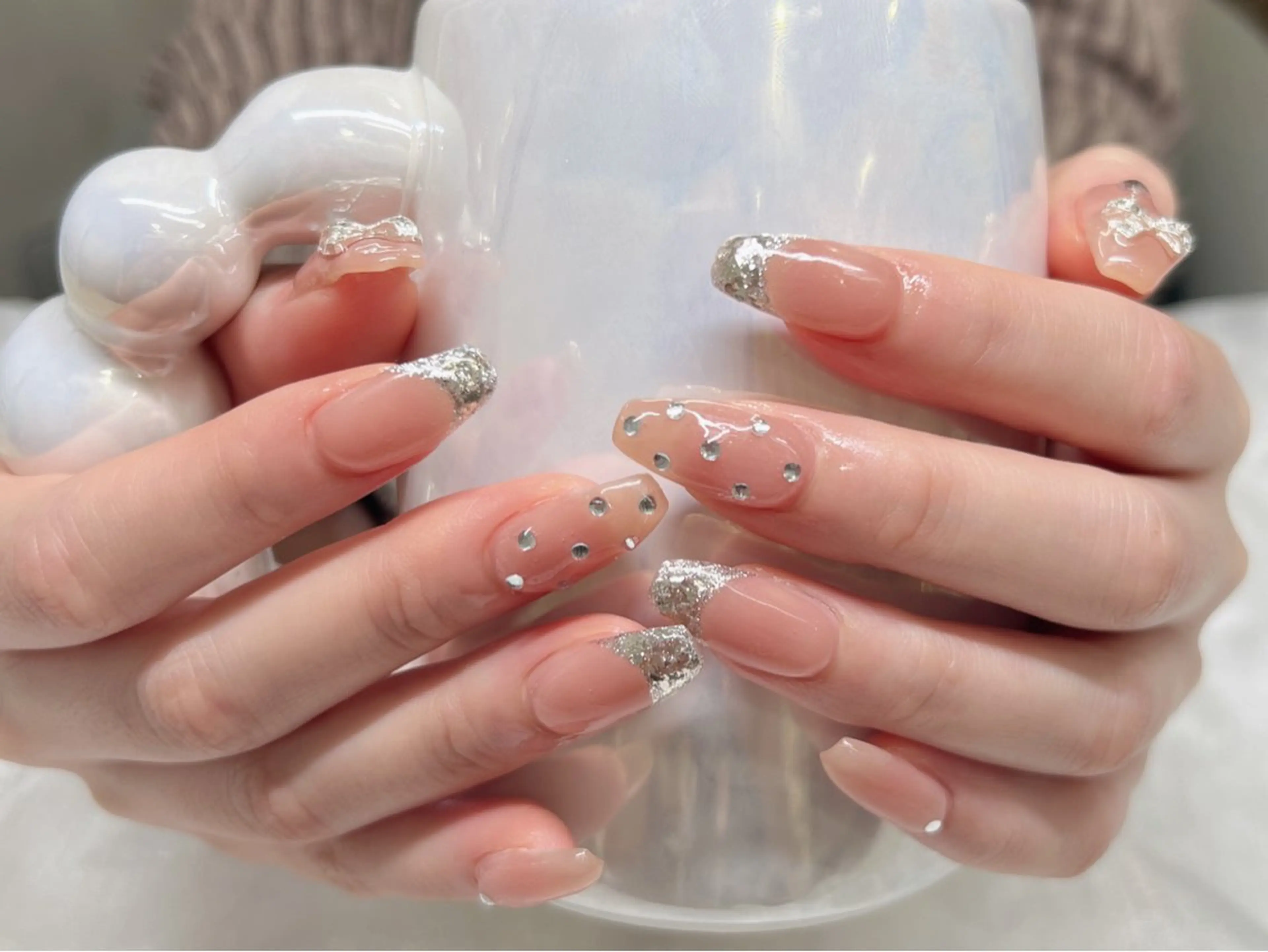 ネイル Amira アイラッシュのマツエク・マツパデザイン