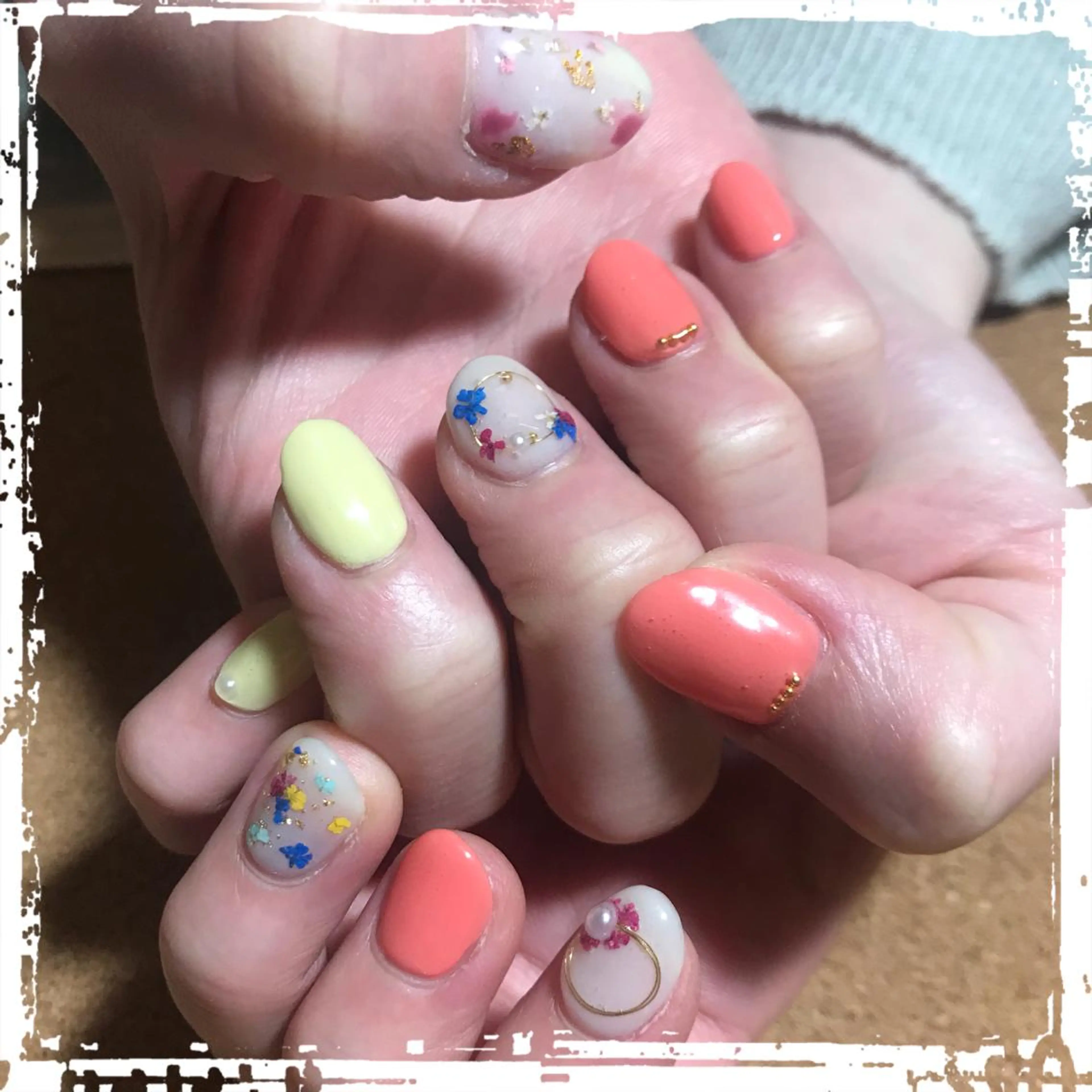 ネイル ECLAT エクラ所属・寺山 千鶴のネイルデザイン