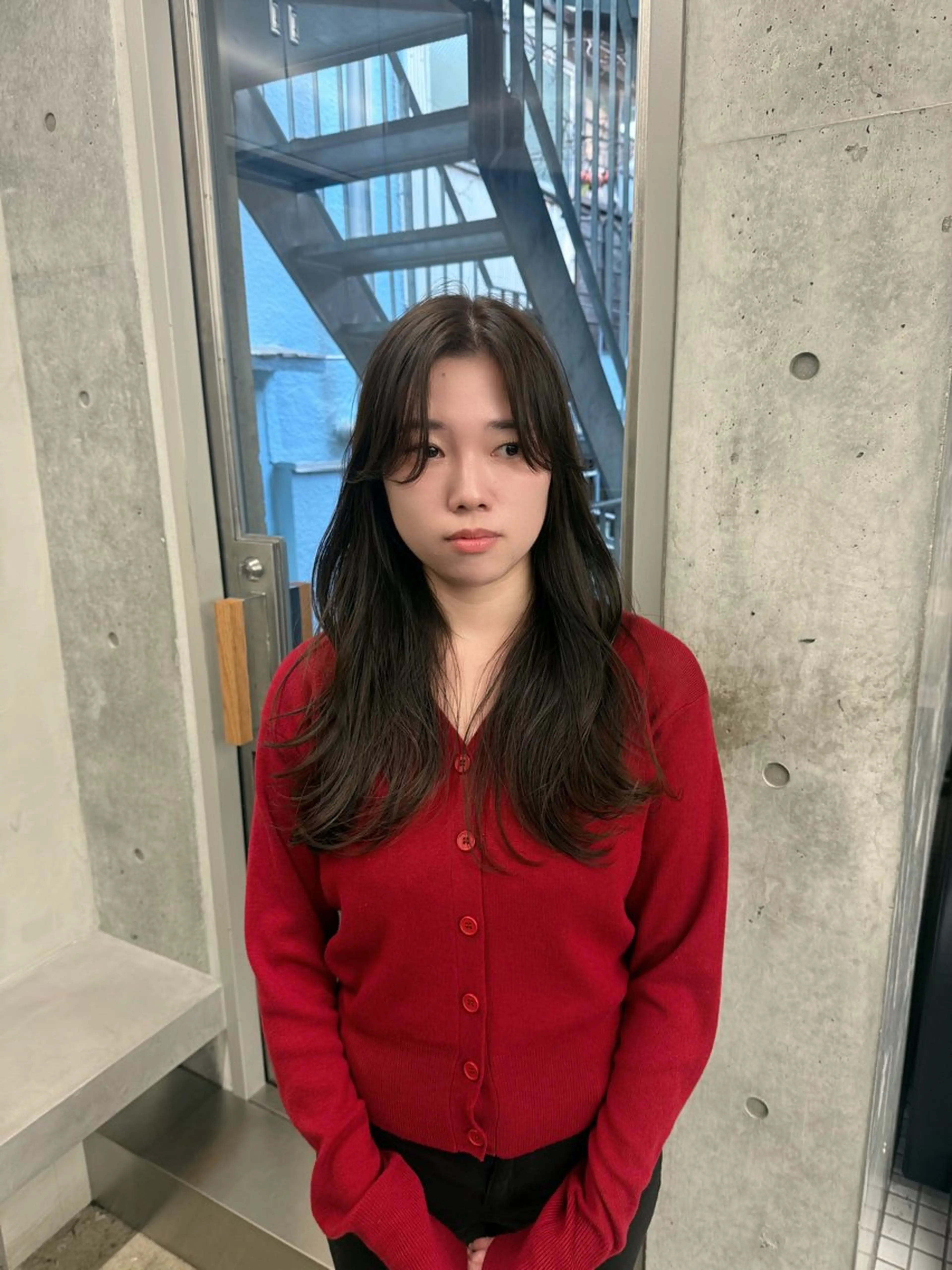 ロング ロングレイヤー アッシュ ケアカラー 顔周りカット 韓国風ヘア カット レイヤー/梅田/ HIKARU🍀のヘアスタイル