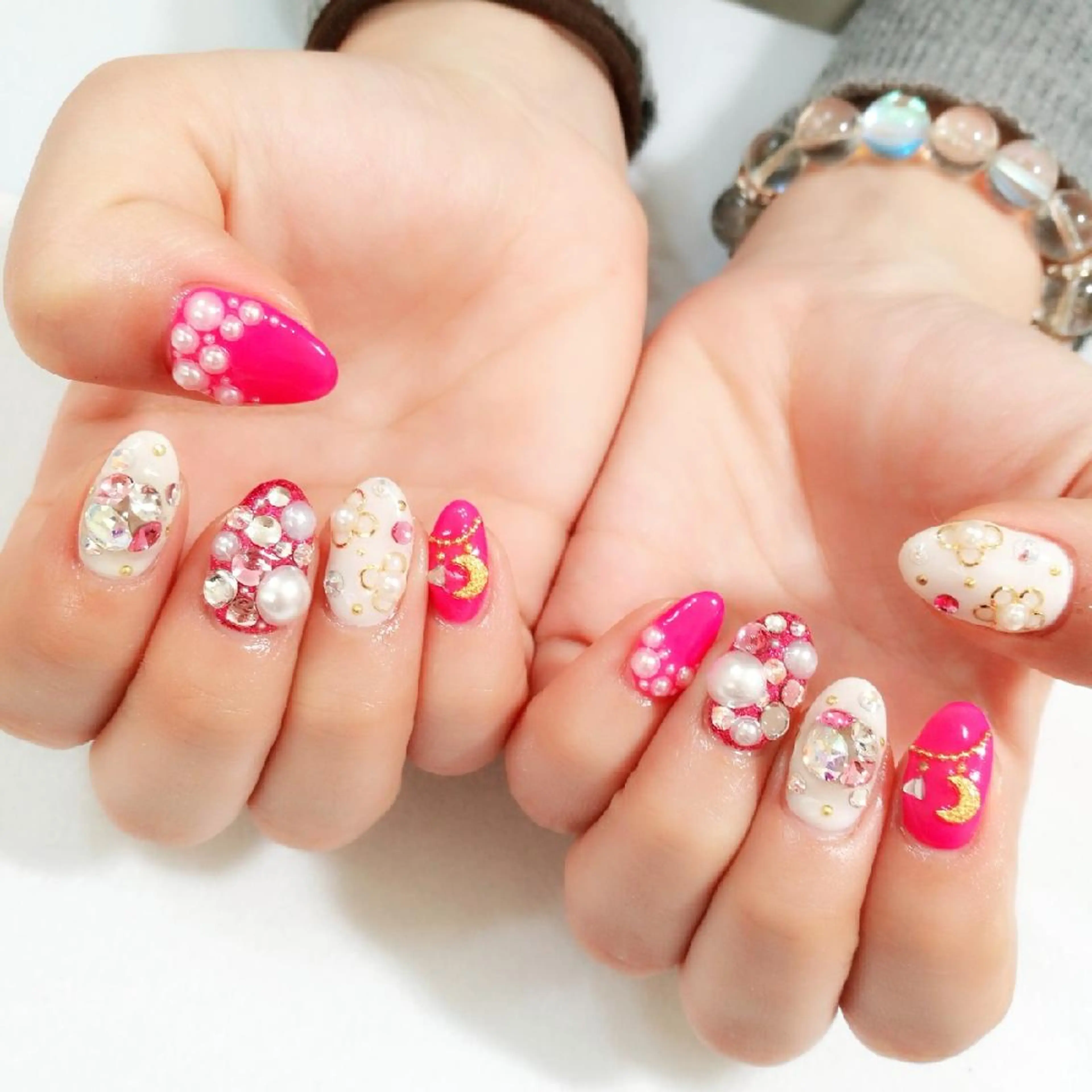 ネイル VIOLUS所属・VIOLUS 関目のネイルデザイン