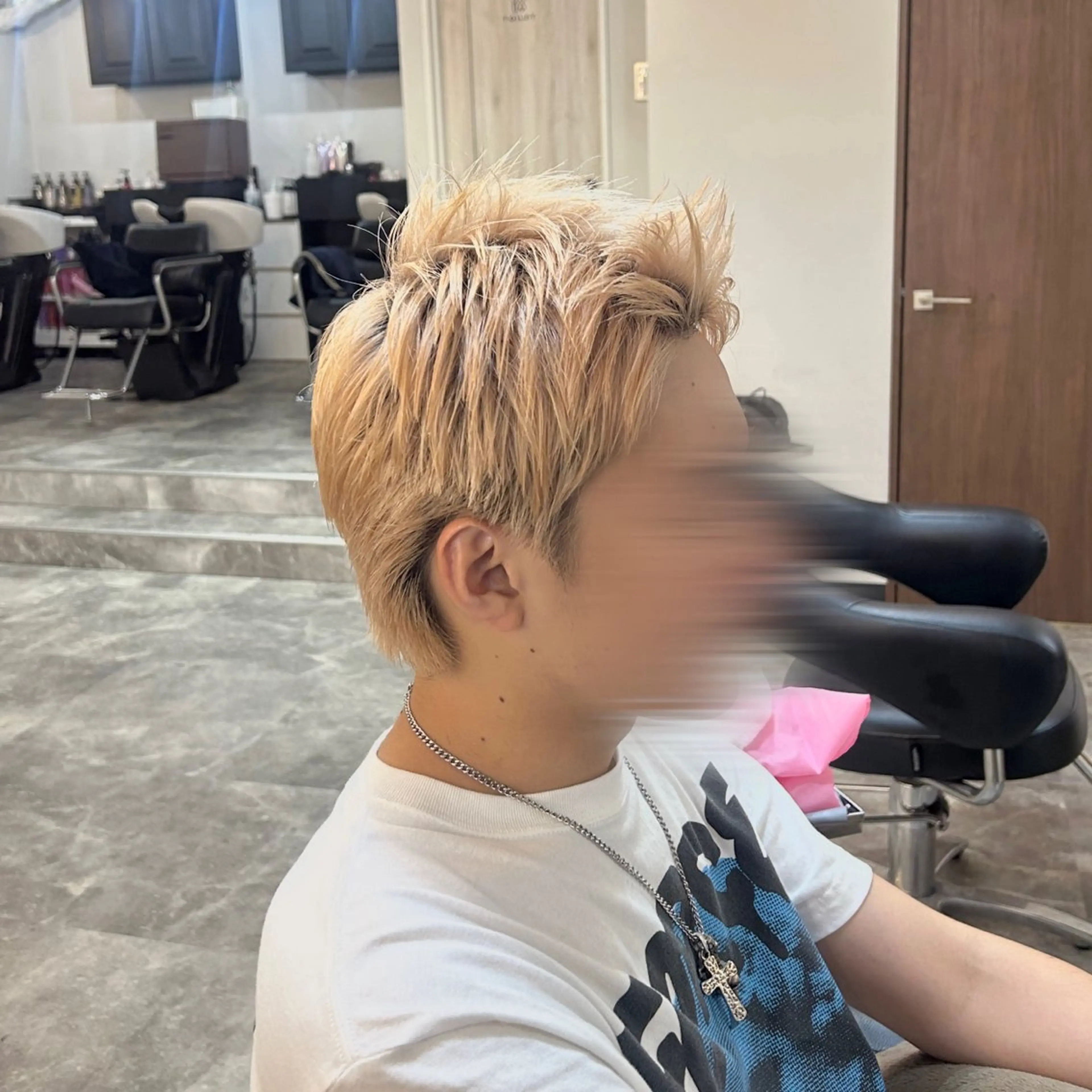 ショート メンズ スパイキーショート ショートヘア カットカラーパーマ モデル🫧ﾐﾕｳ🫧の眉毛・アイブロウイメージ