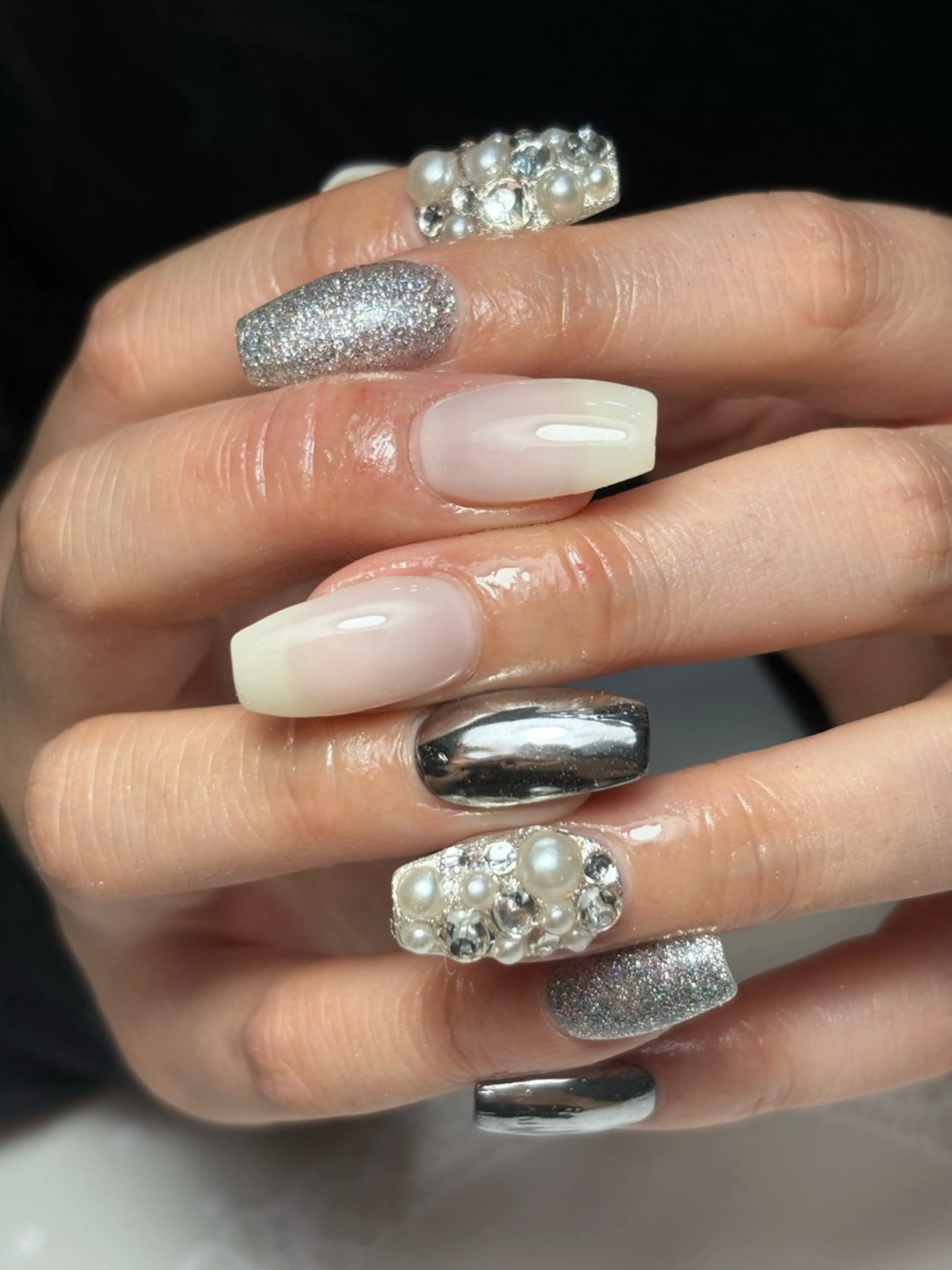 ネイル ハンドネイル フットネイル ✴︎ Delightのネイルデザイン