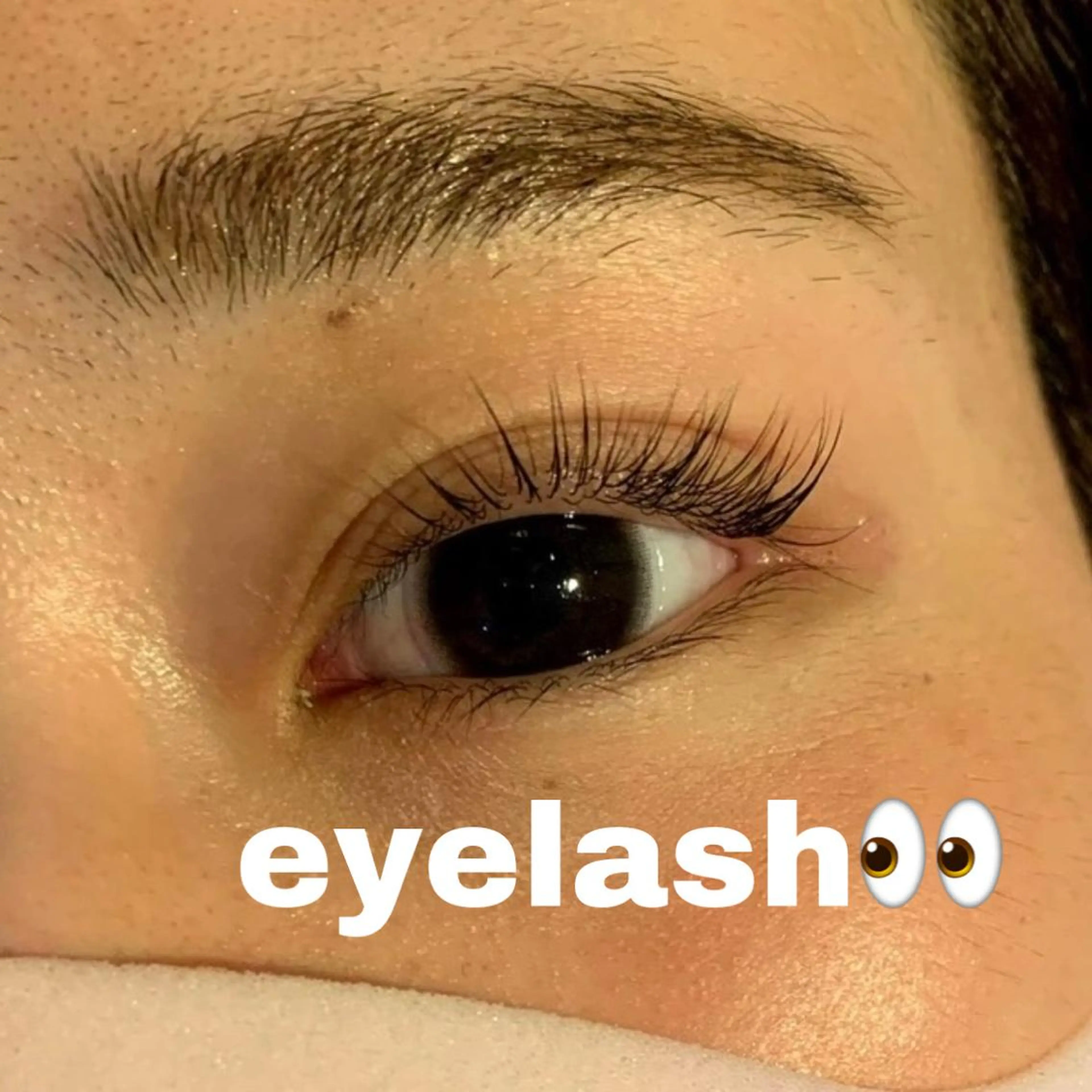 マツエク・マツパ 暖色ｶﾗｰ/ﾚｲﾔｰ ｶｯﾄ/Yunaのヘアスタイル