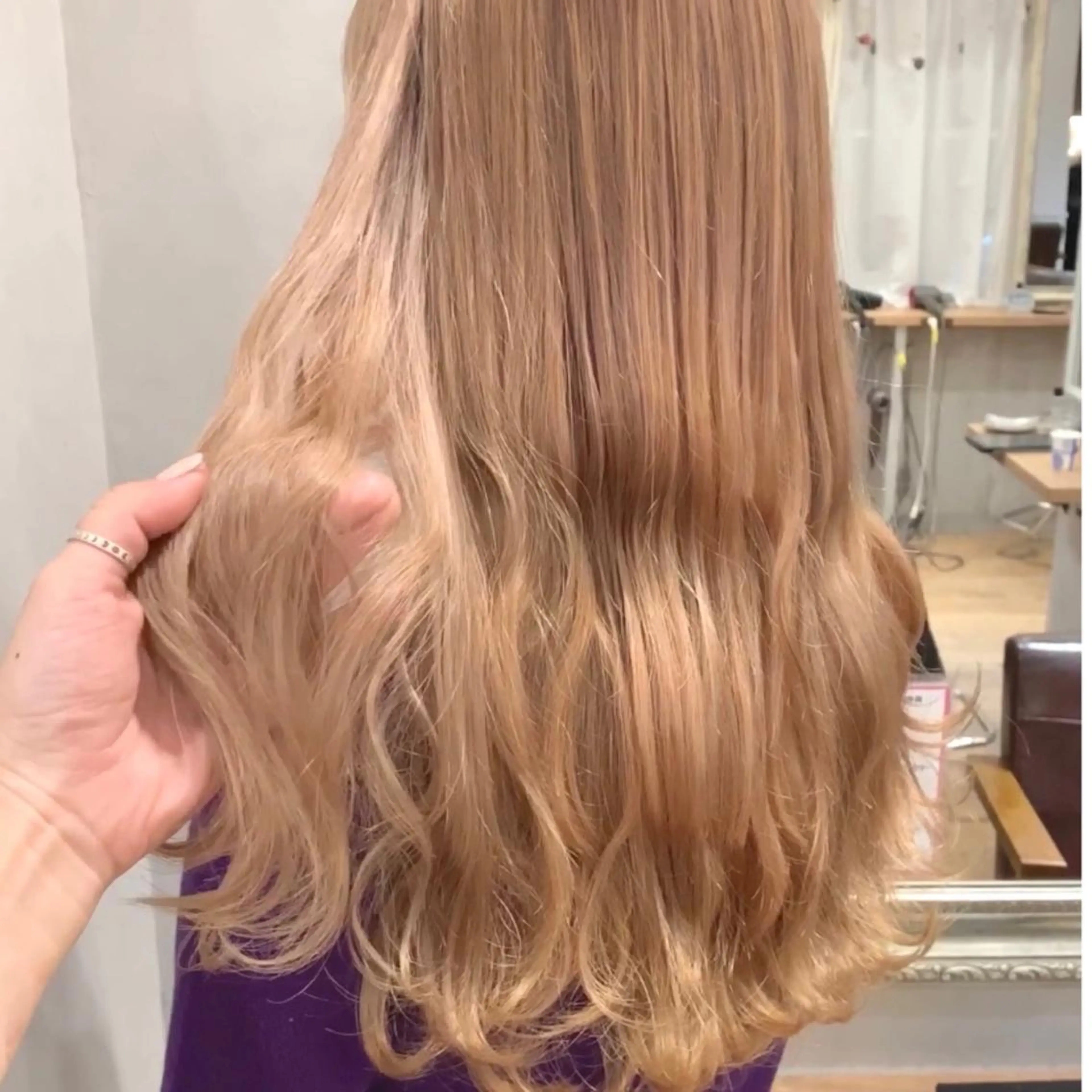 ロング カラー ヘアアレンジ 代表🎀 ふわモテ愛 され髪🩷yumiのヘアスタイル