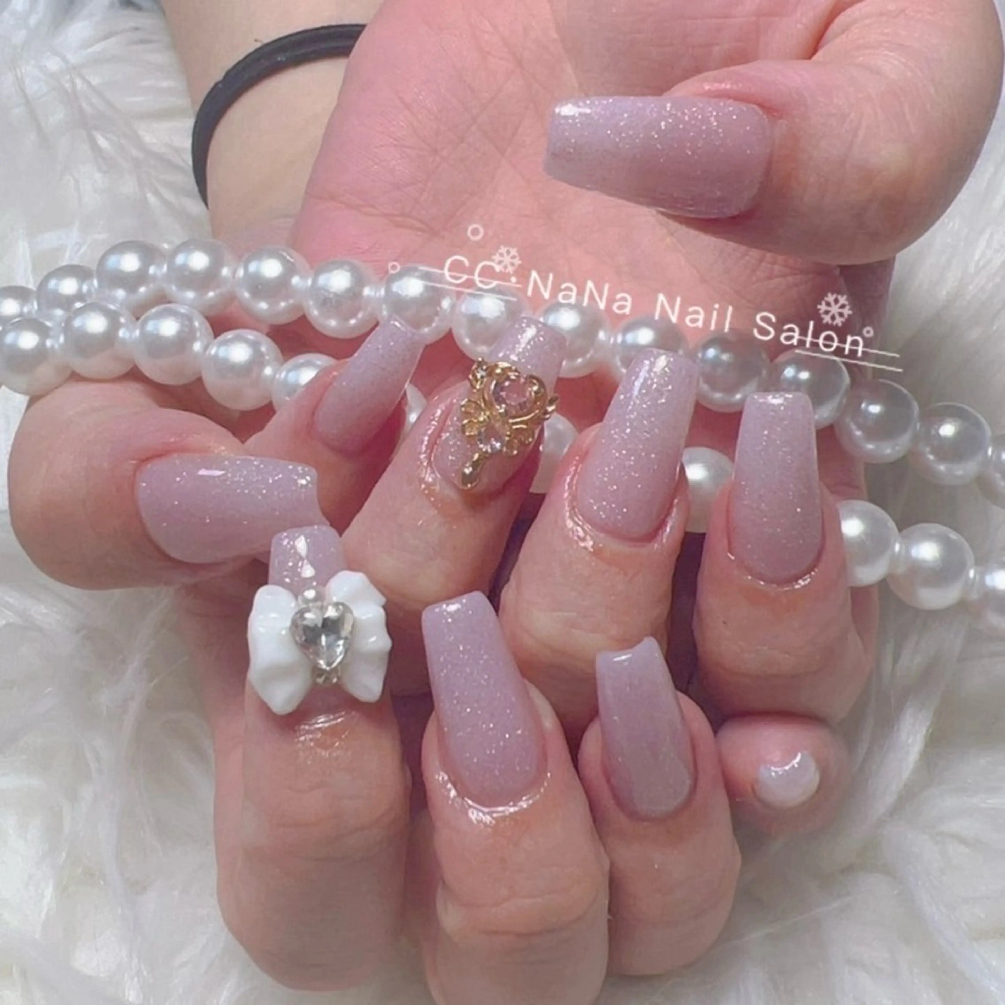 ネイル チークネイル フラッシュネイル ハート キラキラネイル 韓国ネイル ハンドネイル 💎CC・NaNa 韓国風ネイル🌙Cのネイルデザイン