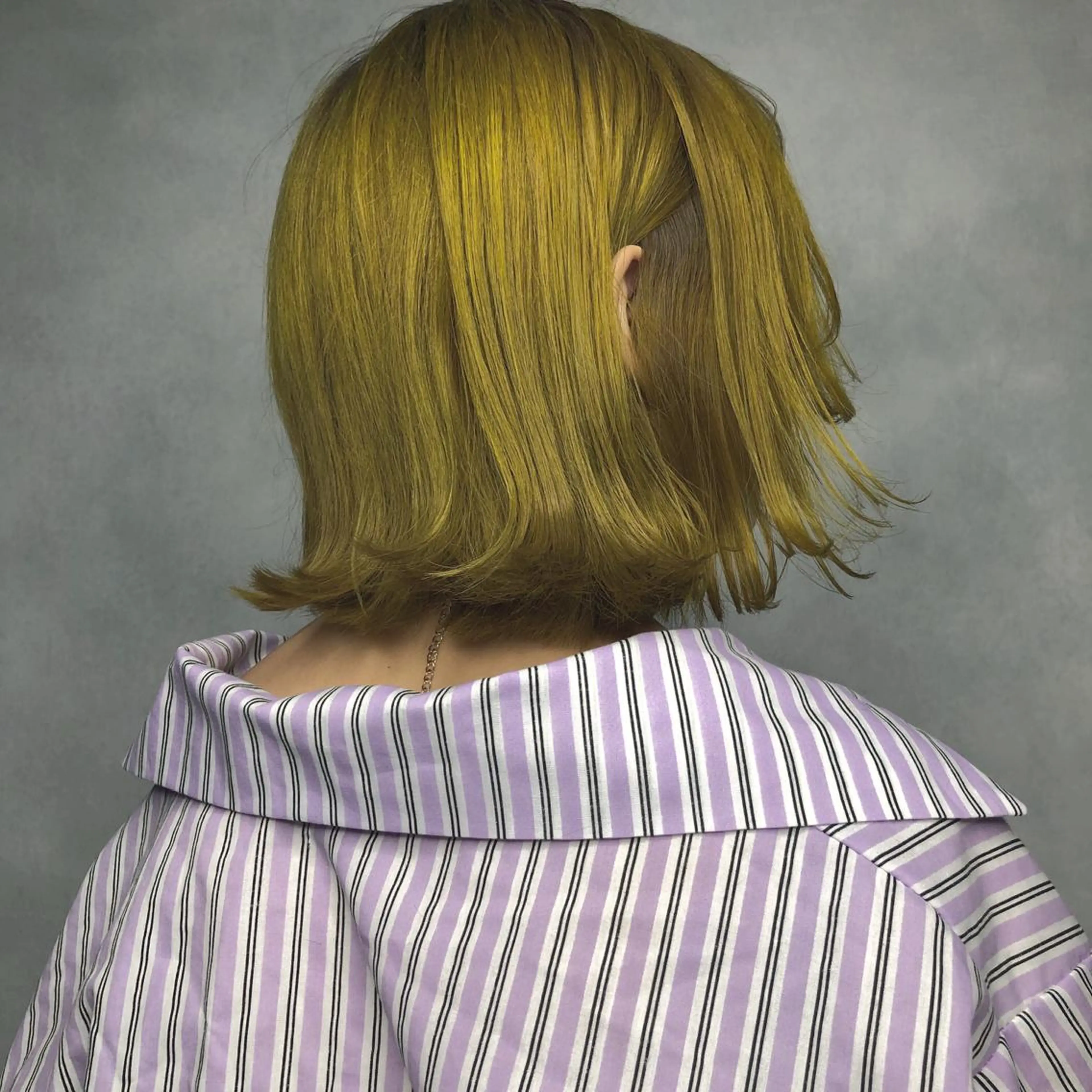 ミディアム カラー ブリーチ ハイトーンカラー イエローカラー ORIKA 美容室のヘアスタイル