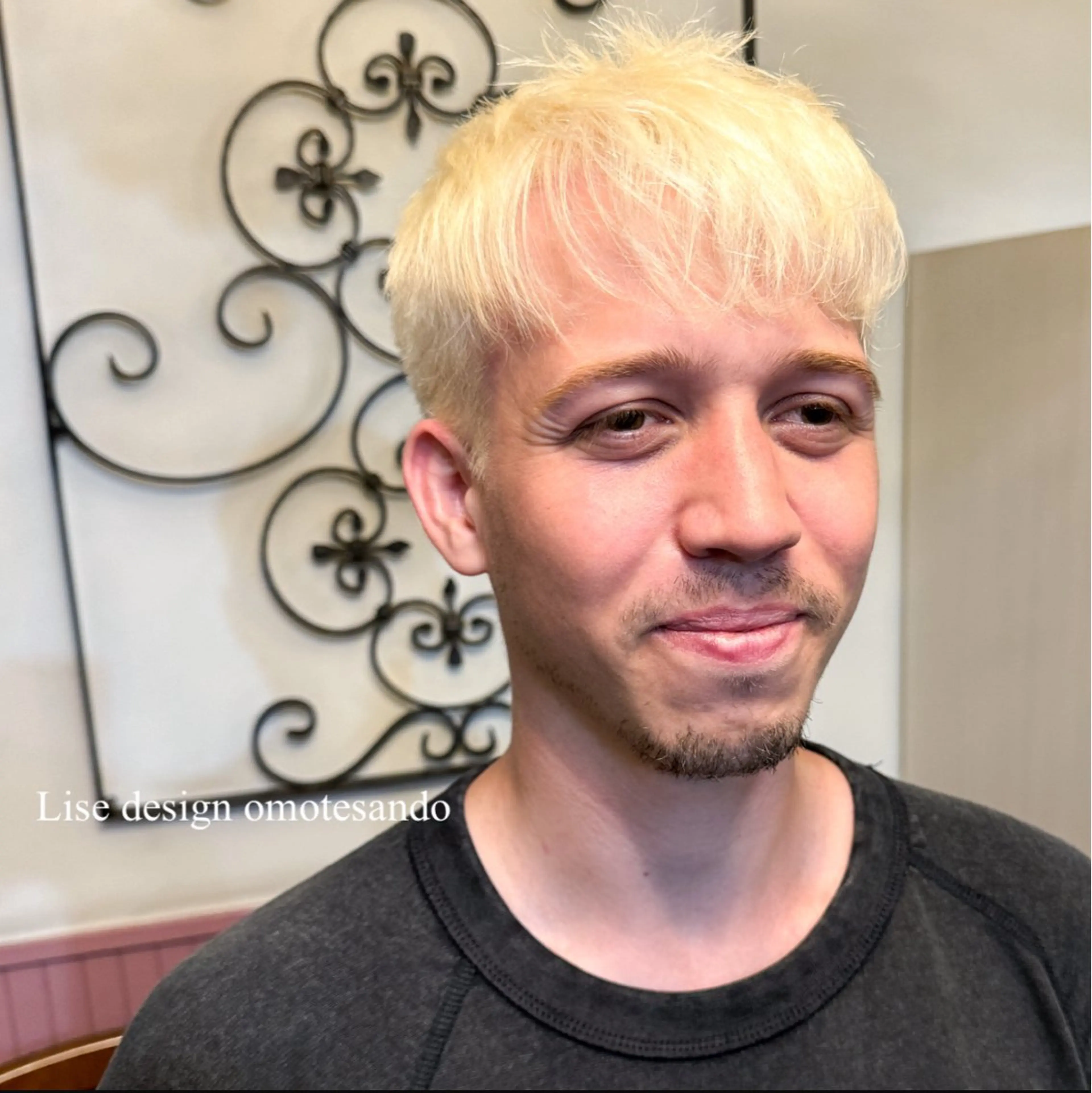 ショート カラー パーマ ヘアアレンジ メンズ ヘアカラー ヘアセット 表参道Lise おおいしおりのヘアスタイル