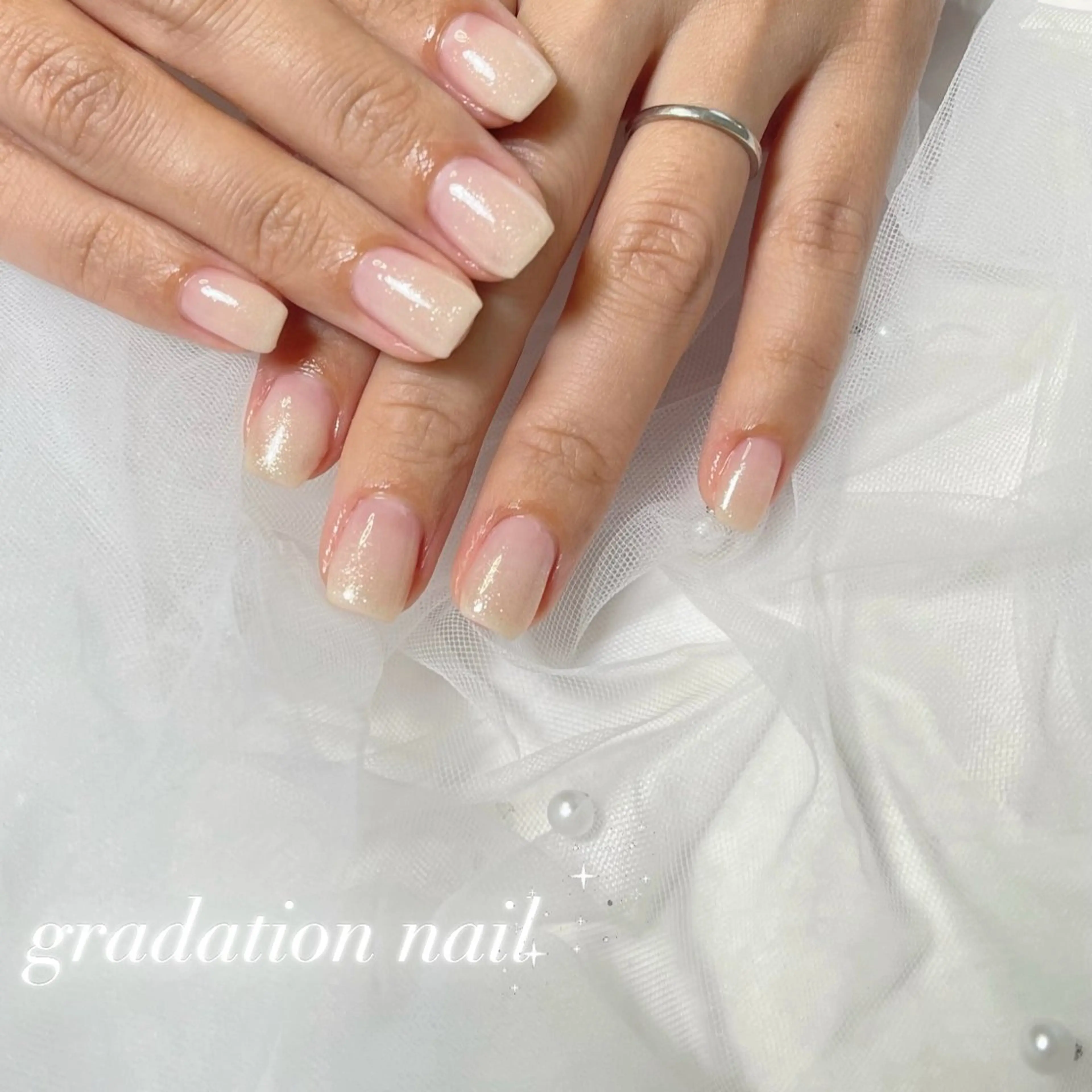 ネイル ジェルネイル グラデーション 韓国ネイル パラジェル シンプルネイル ハンドネイル RE SALONのネイルデザイン