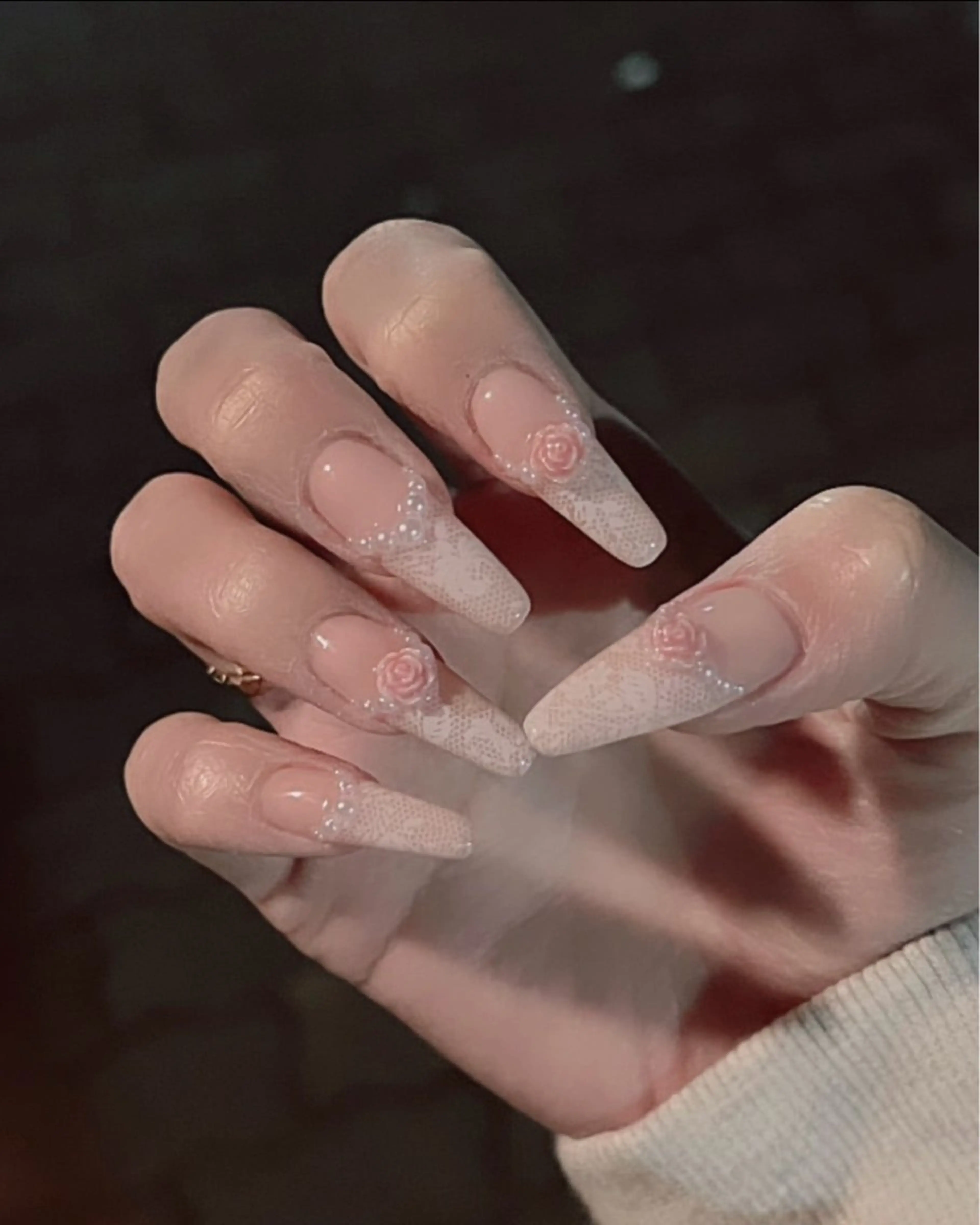 ネイル BeautySalonMIYAVI所属・浅草MIYAVI クミのネイルデザイン