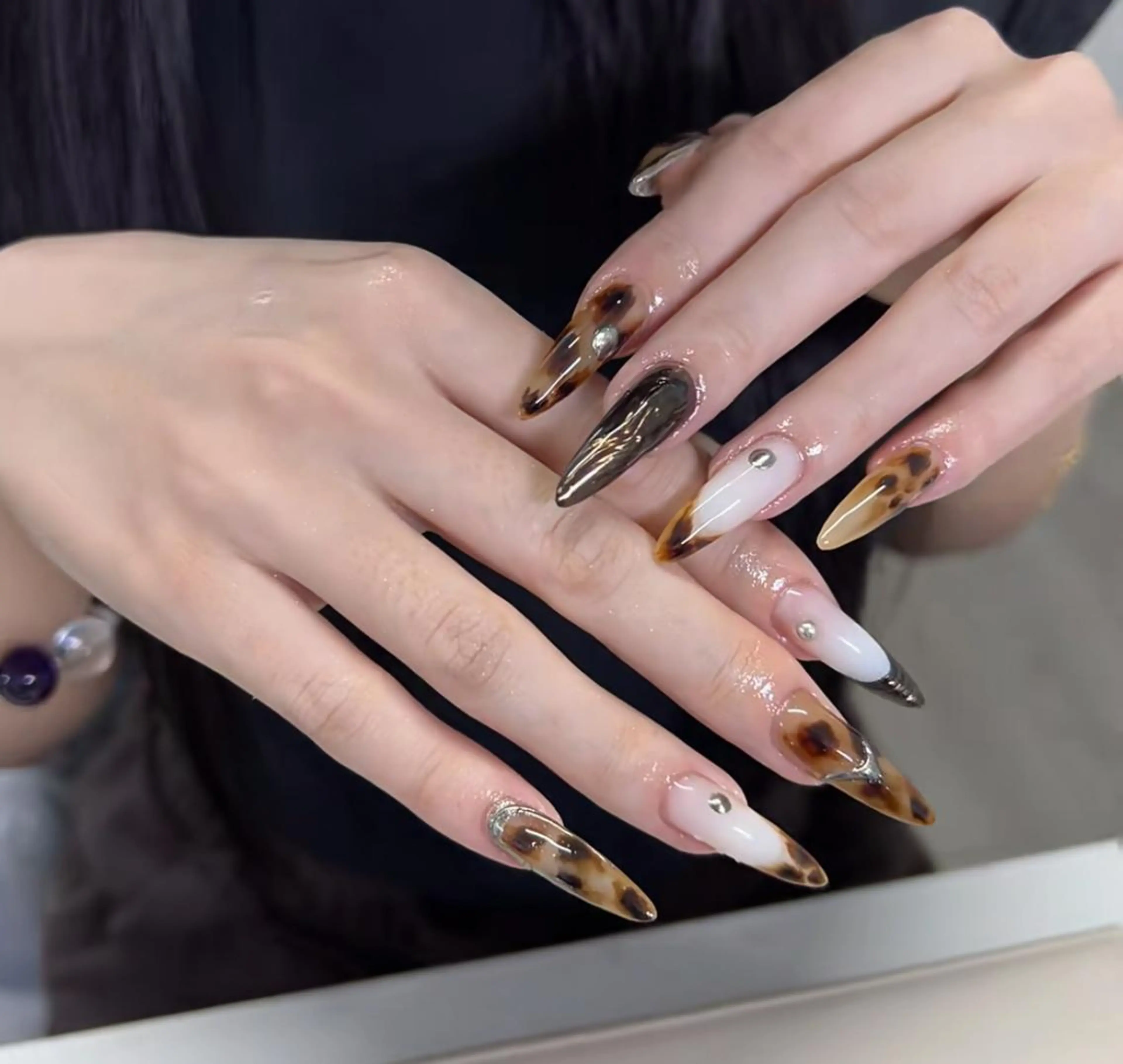 ネイル ハンドネイル ハンドケア 🍑 momo_nailのネイルデザイン