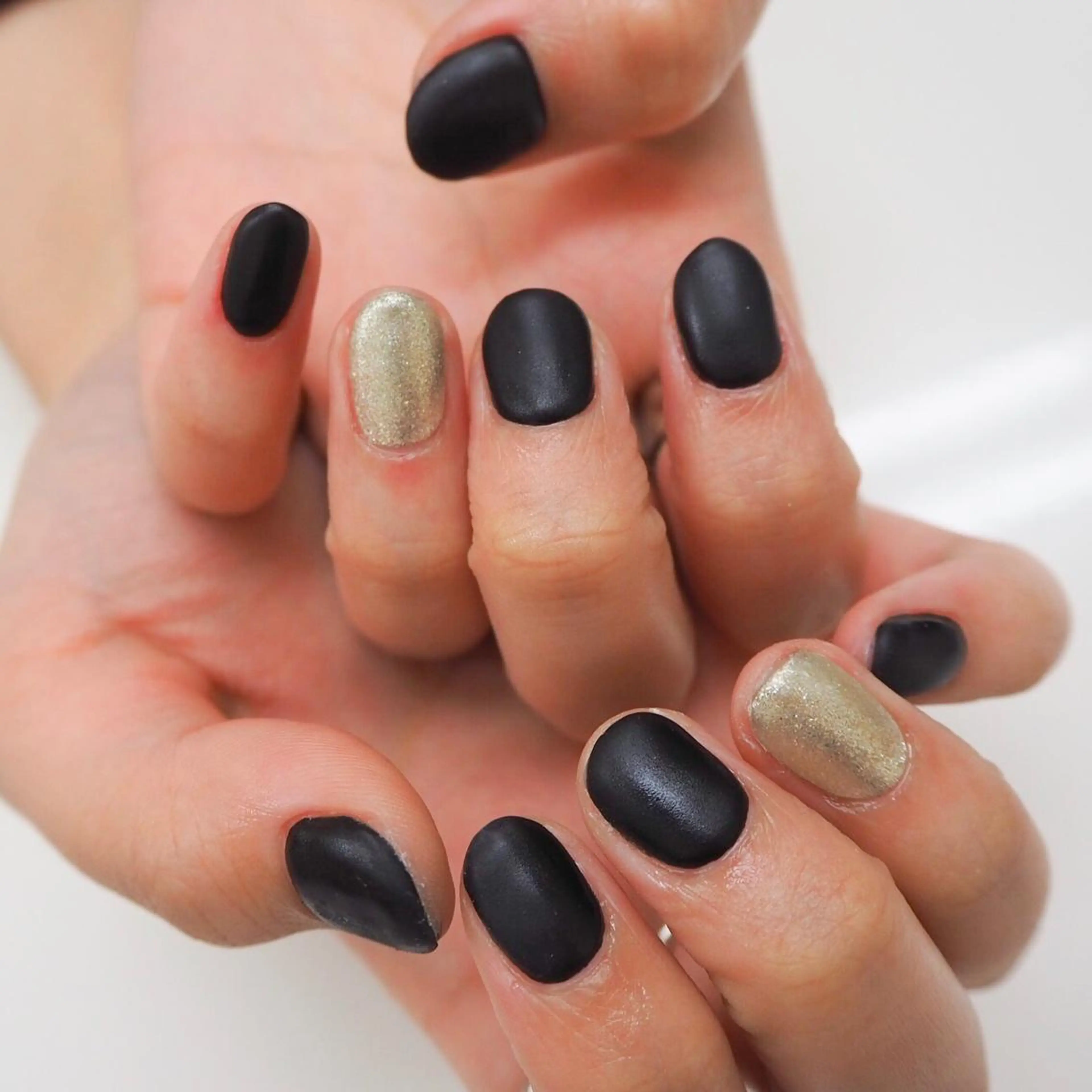 ネイル マットネイル Hisaka Mikiのネイルデザイン