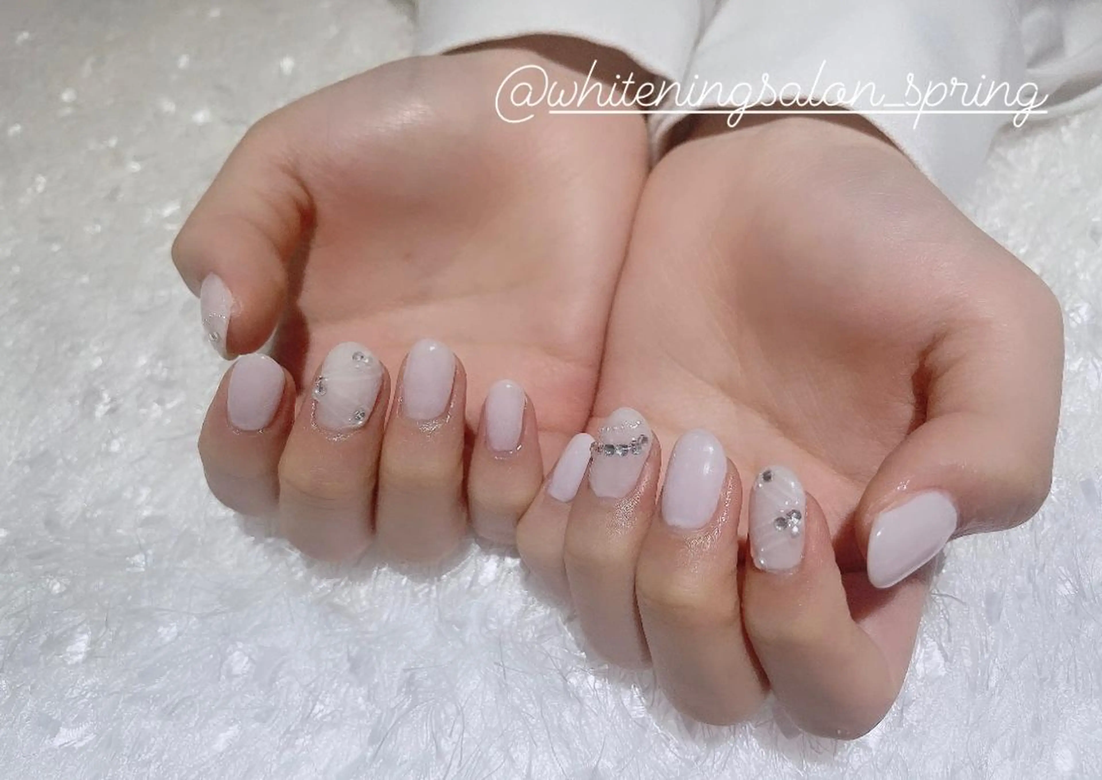 ネイル ホワイト 冬ネイル クリスマス Nakao Hitomiのネイルデザイン