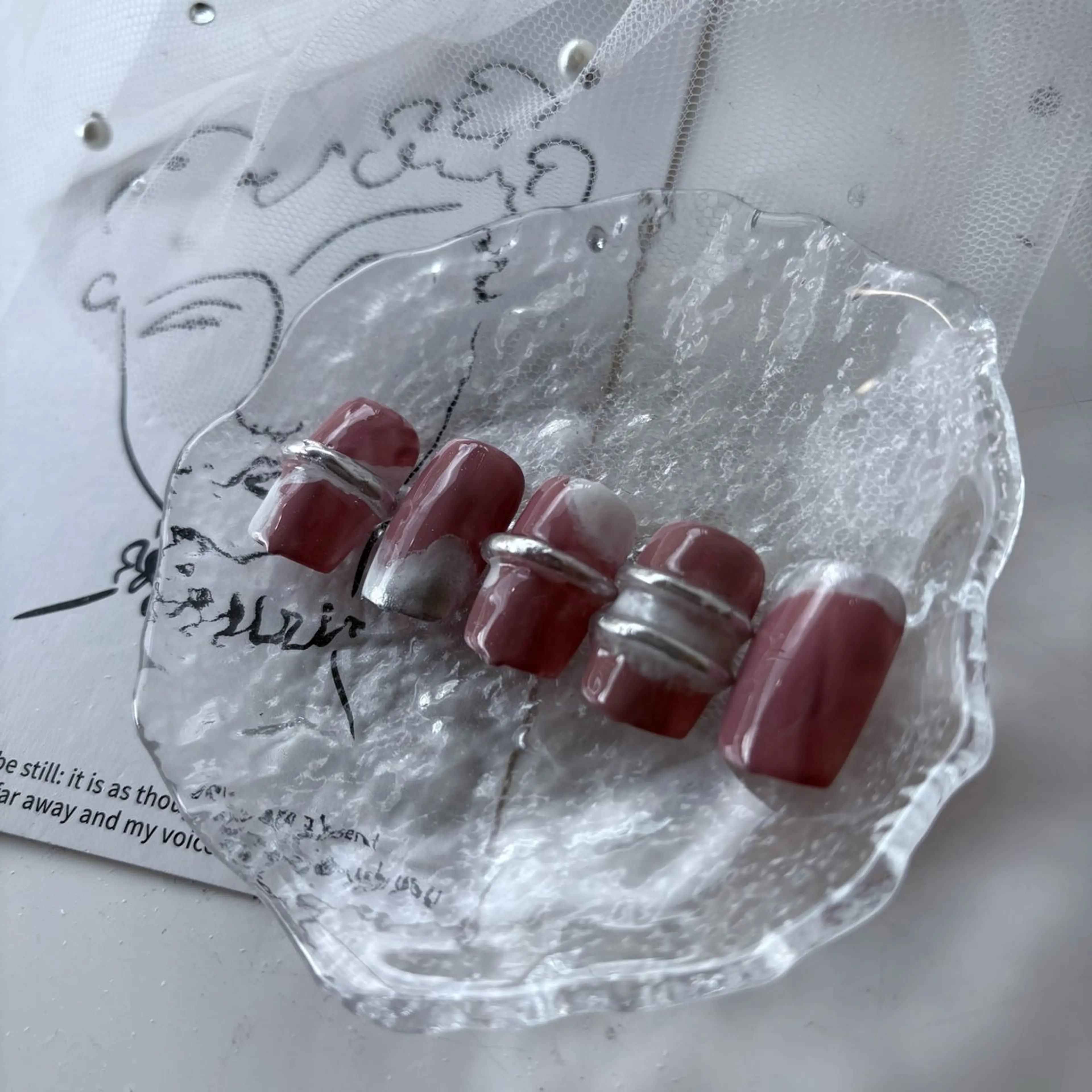 ネイル ニュアンスネイル ストーンネイル vante_aimi .パラジェル取扱店のネイルデザイン