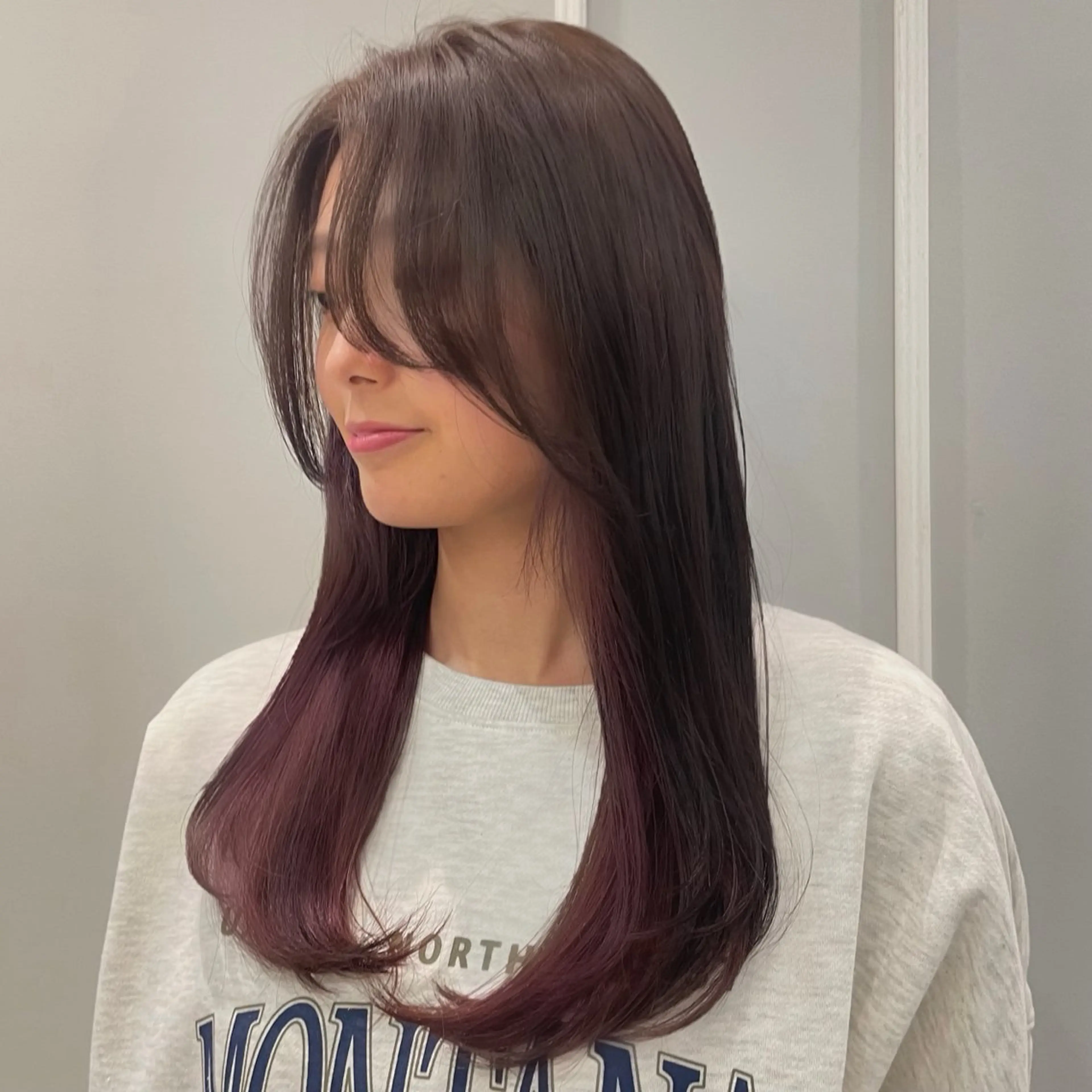 ロング アッシュ ラベンダーベージュ 🩶赤み消しカラー 🐈‍⬛荻野美思🐾のヘアスタイル