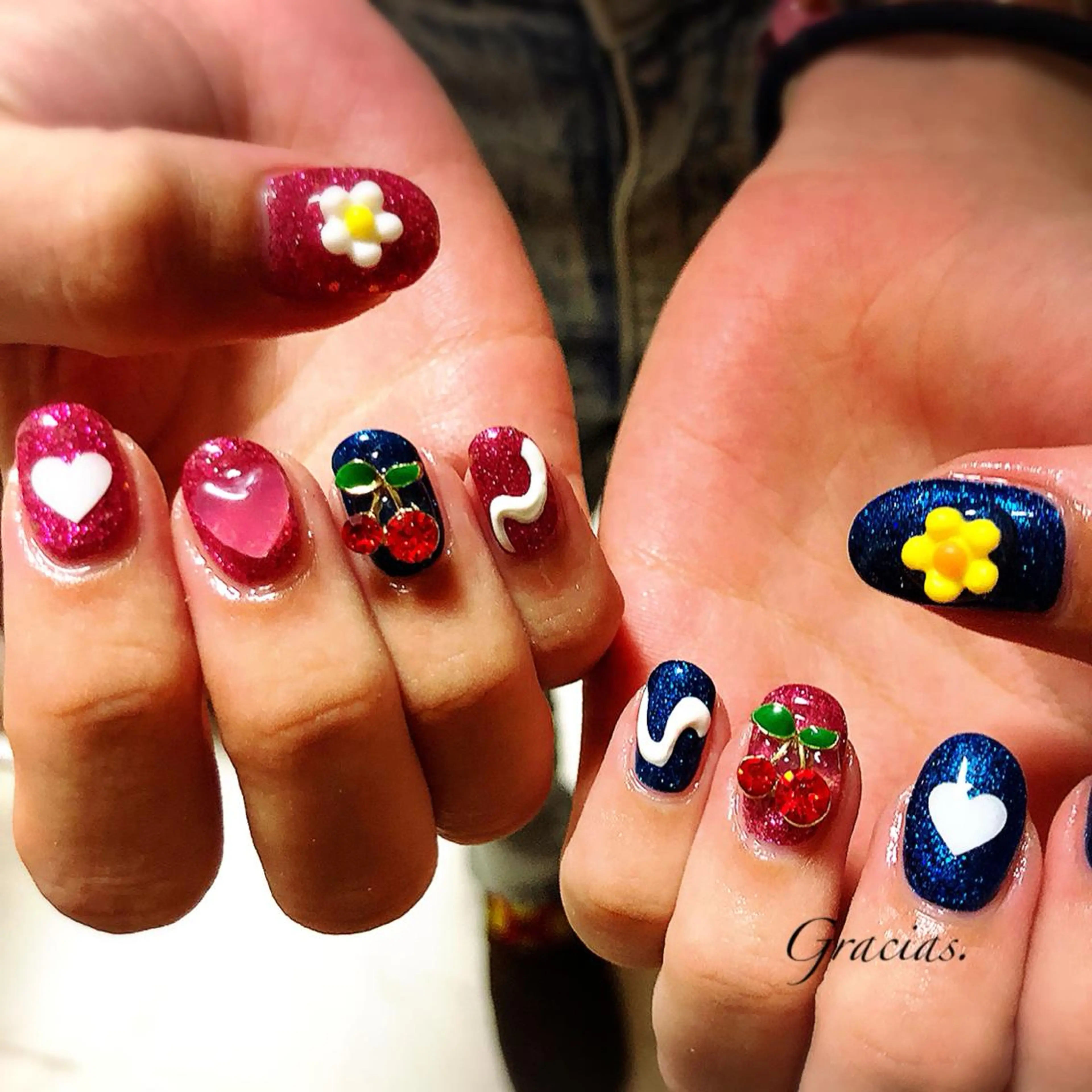 ネイル Gracias. rieのネイルデザイン