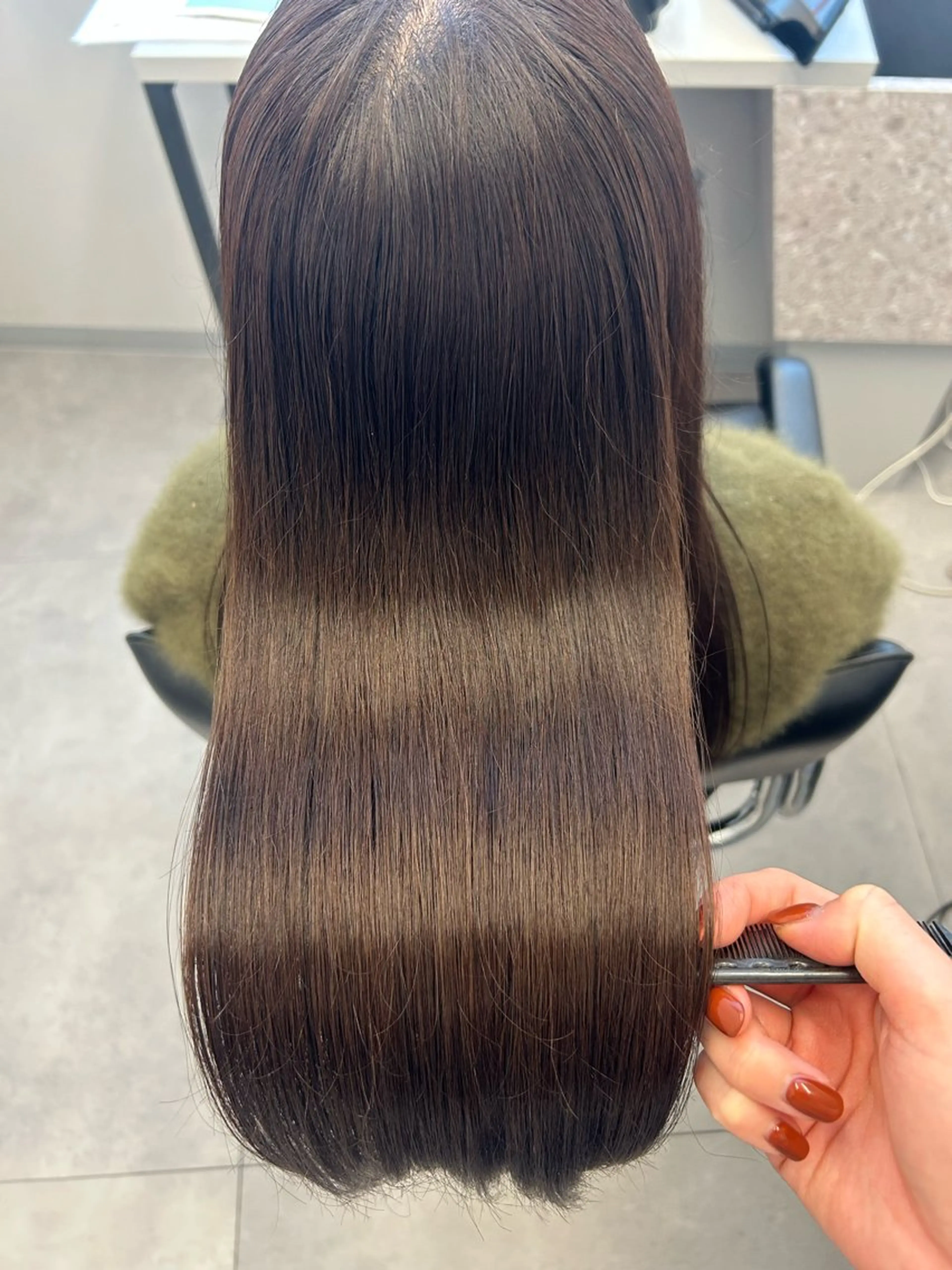 ロング カラー ブラウンカラー 透明感カラー くすみブラウン ヘアカラー トリートメント 🌷MIREA🌷 LUANA 難波店のヘアスタイル