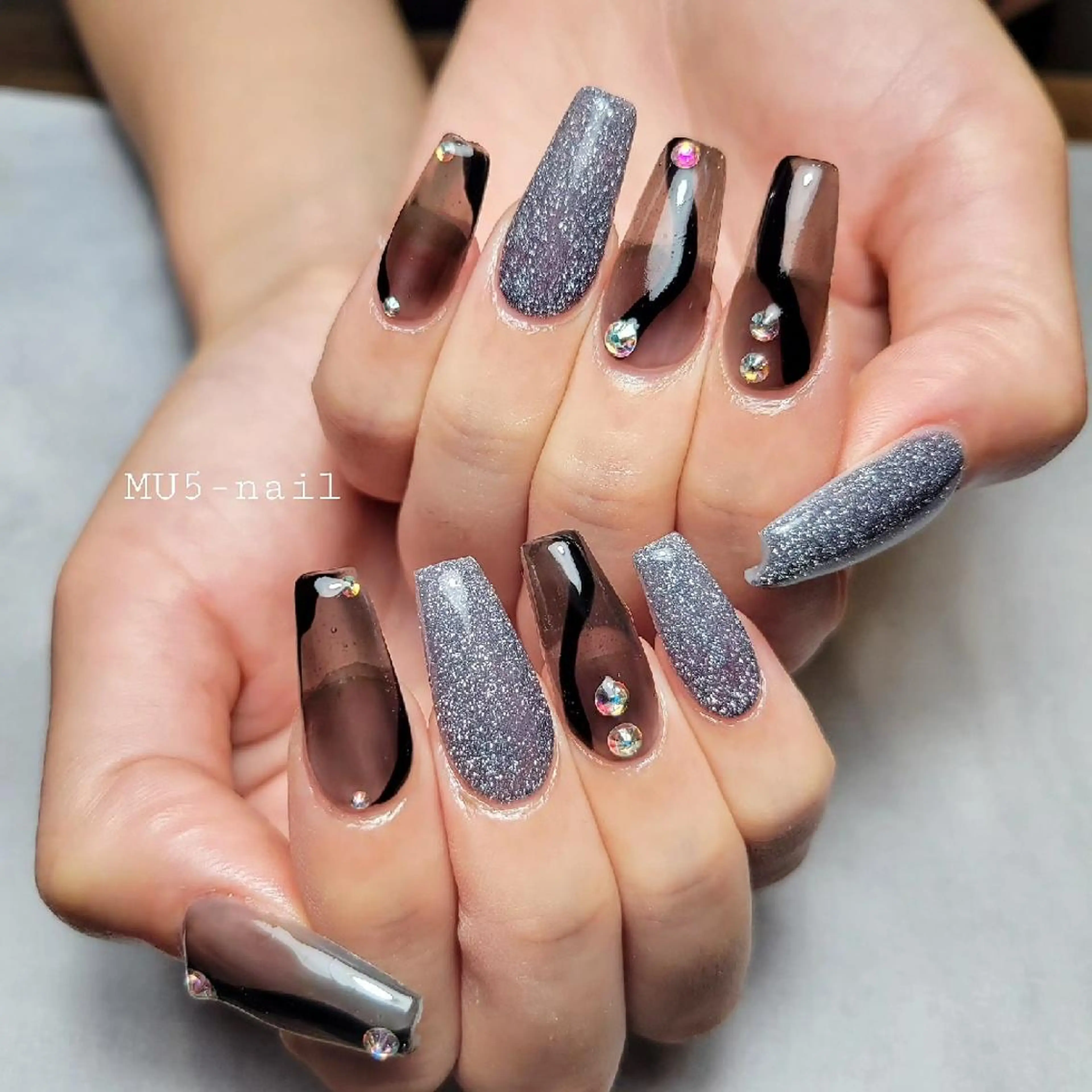 ネイル フラッシュネイル 春ネイル ワンホンネイル MU5-nail 金山ネイルサロンのネイルデザイン