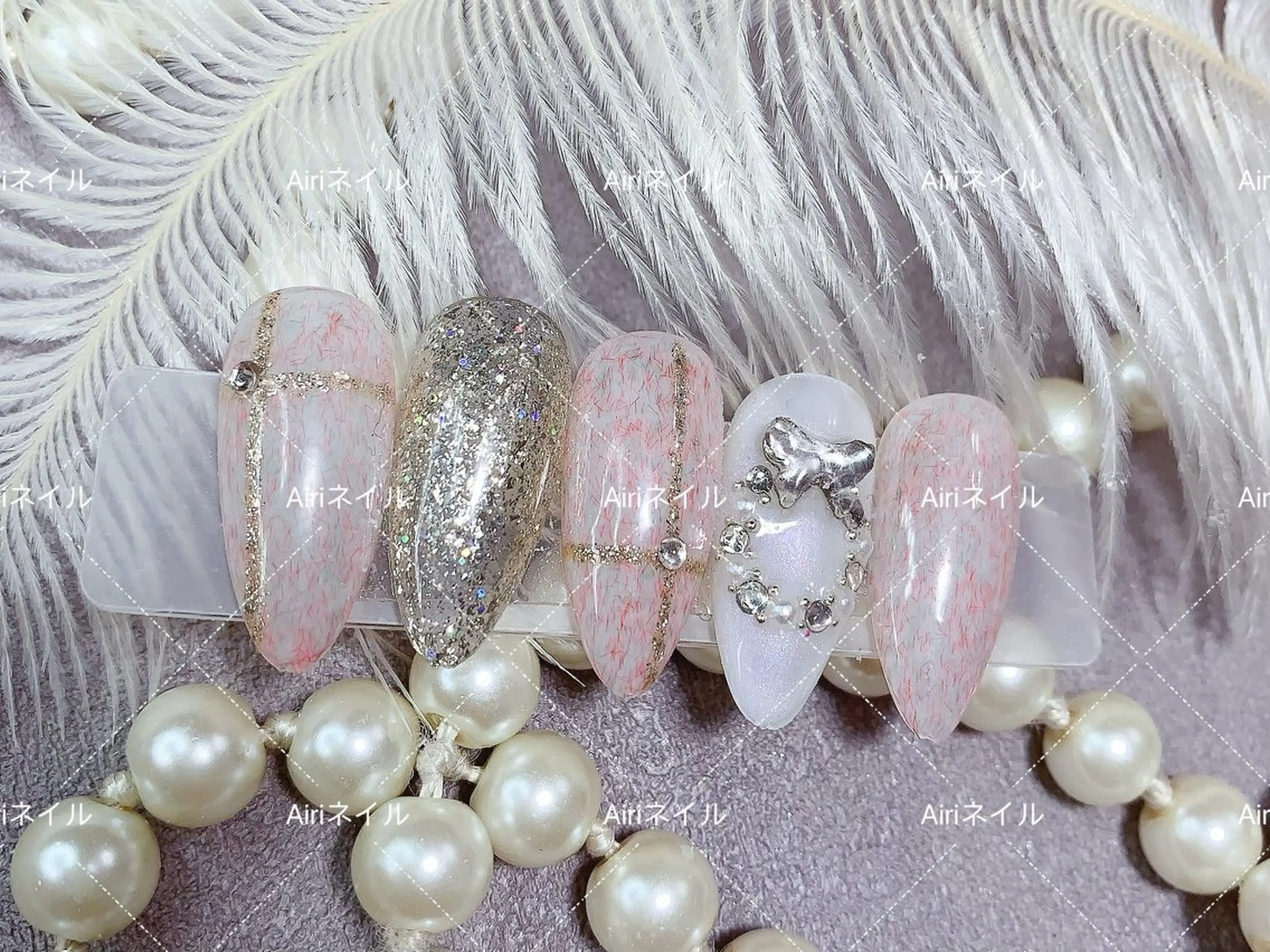 ネイル フットネイル ジェルネイル ラメ(グリッター) ラメグラデーション マグネットネイル ハンドネイル ネイルサロンAiri 長さ出し·シンプルのネイルデザイン