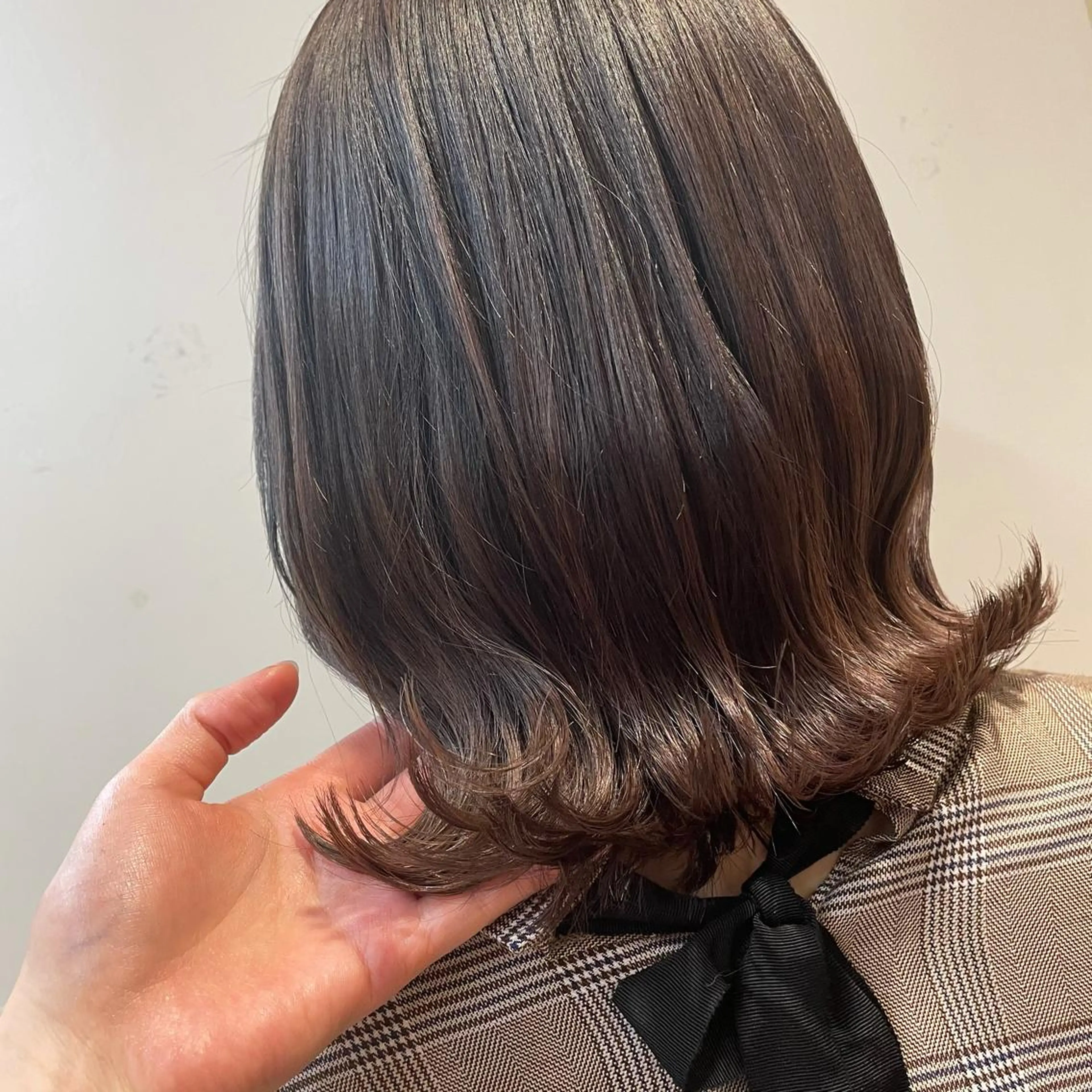 ミディアム カラー ブラウンカラー トリートメント ヘアカラー トリートメント LOG/所属・なりたいを叶えます！ 出口 紗依のヘアスタイル