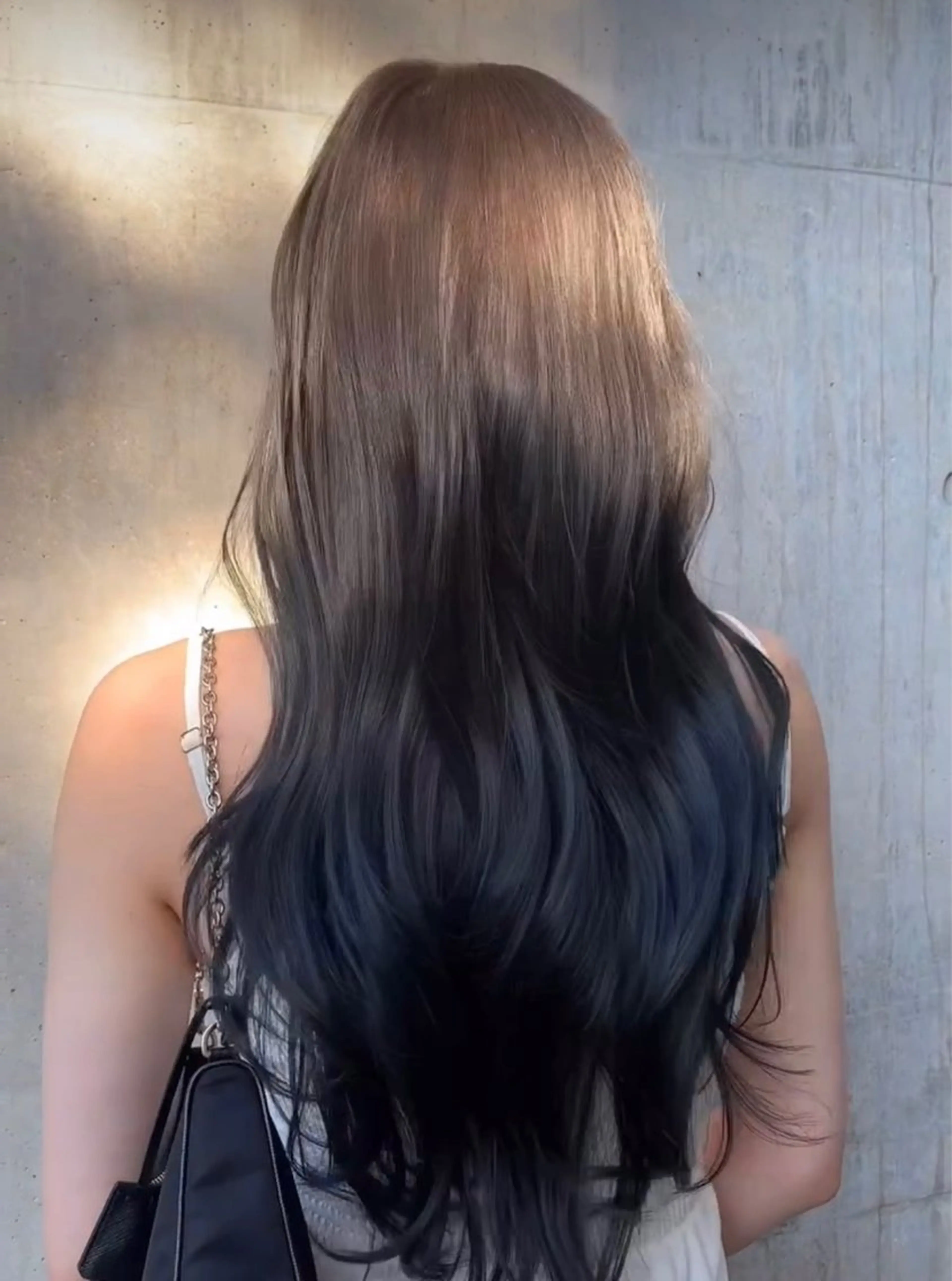 カラー Lowha(ローハ)所属・蓑島廉 ミノシマレンのヘアスタイル