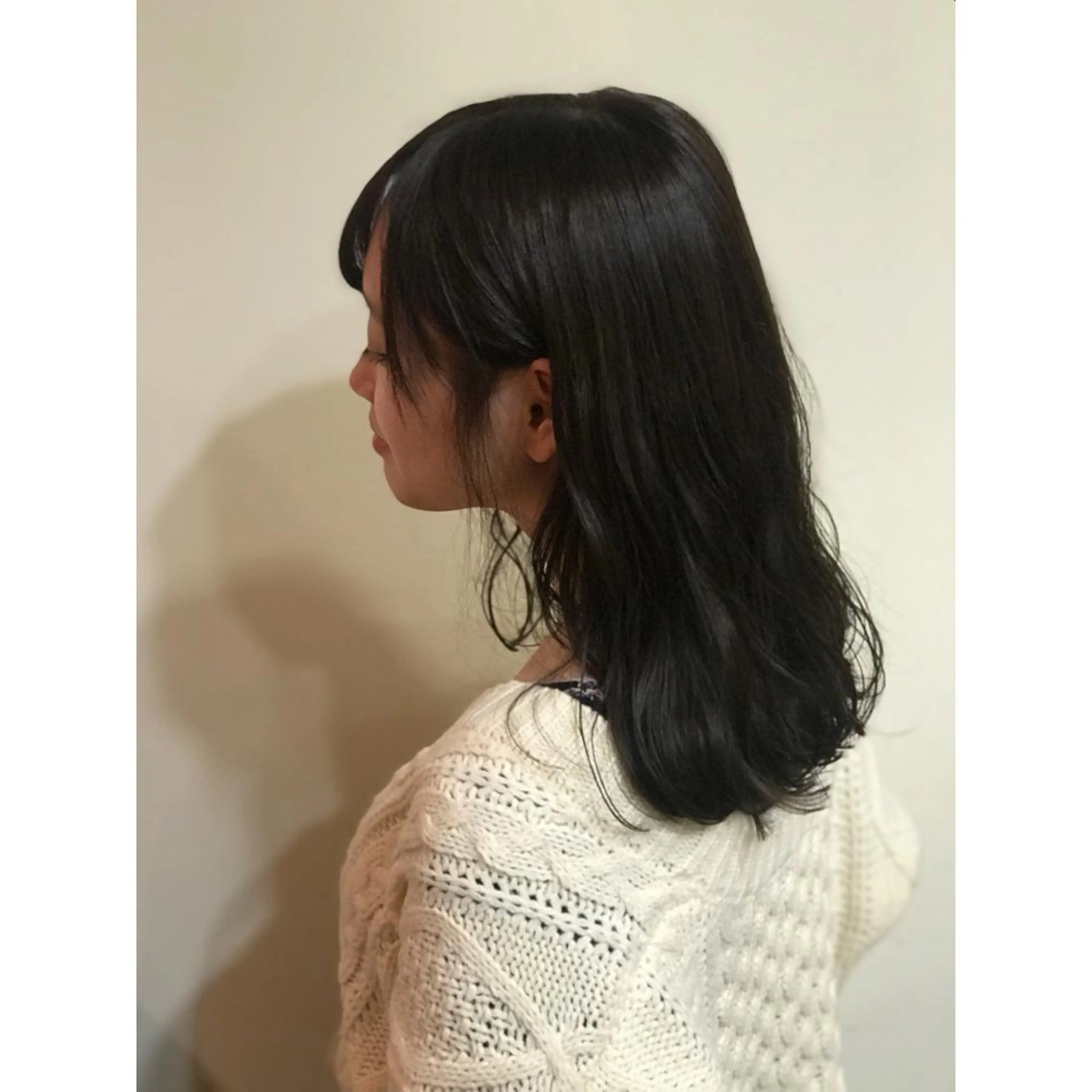 カラー VandV所属・松村 未央のヘアスタイル