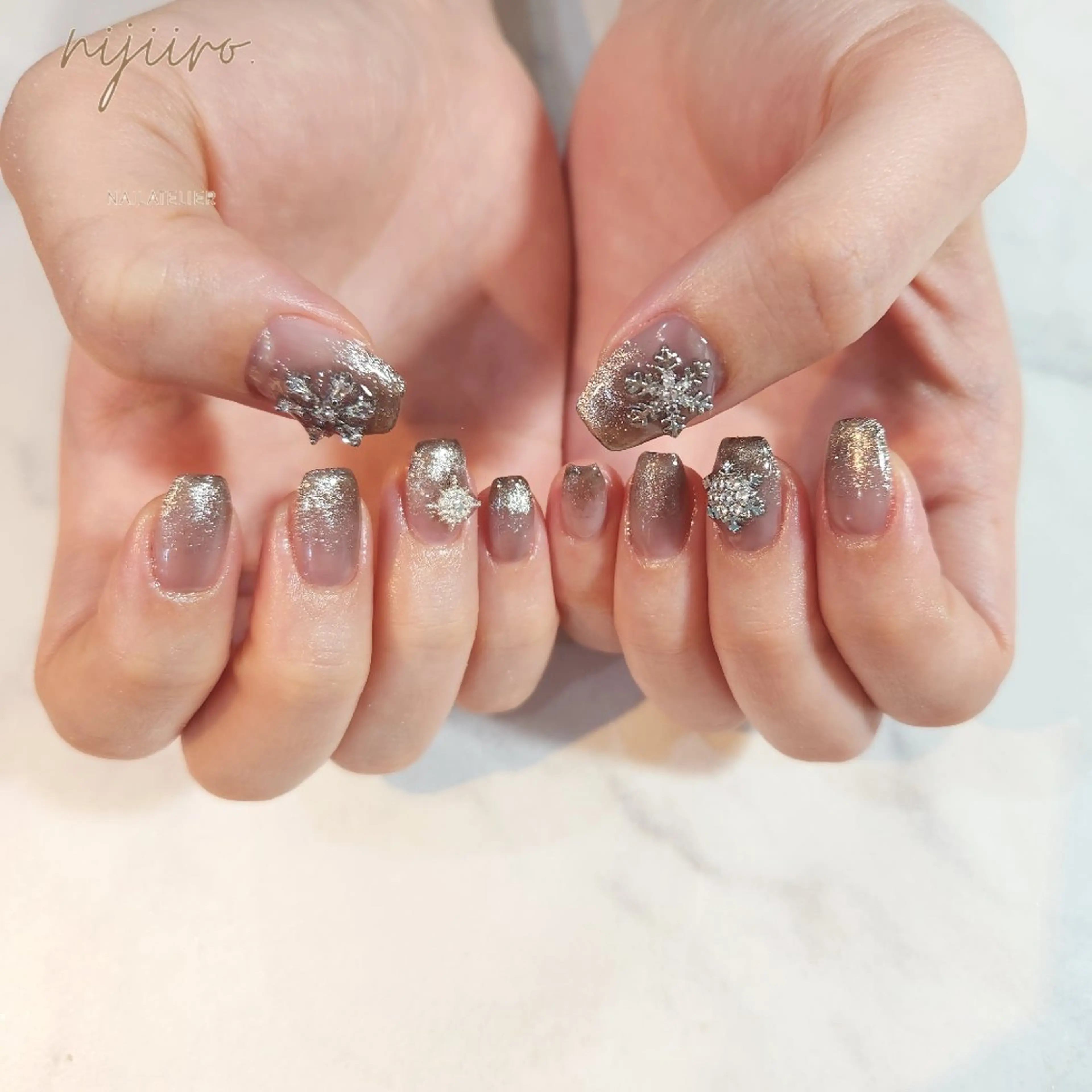 ネイル ハンドネイル nailatelier nijiiro.所属・nijiiro🌈 サトウのネイルデザイン