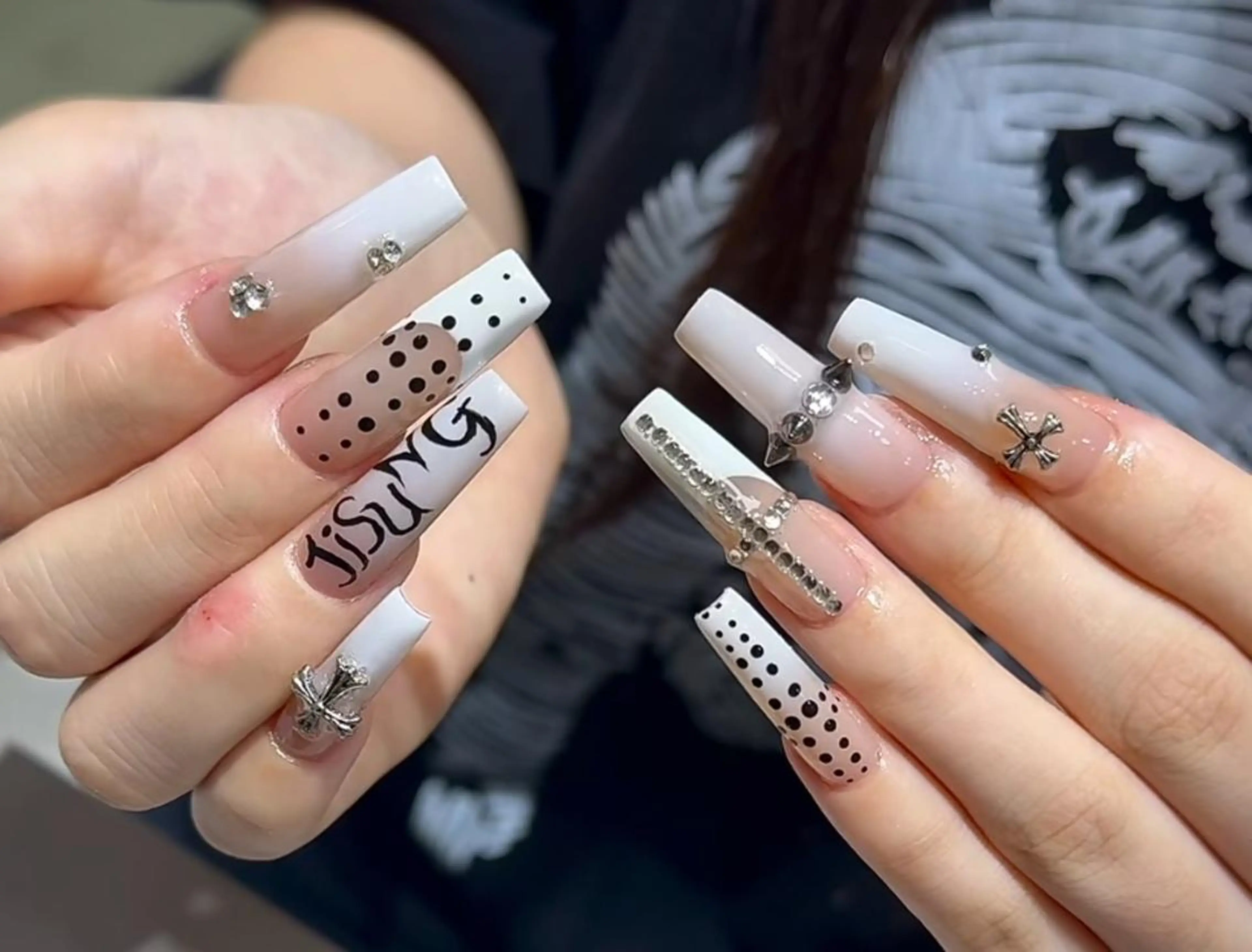 ネイル ハンドネイル ハンドケア 🍑 momo_nailのネイルデザイン