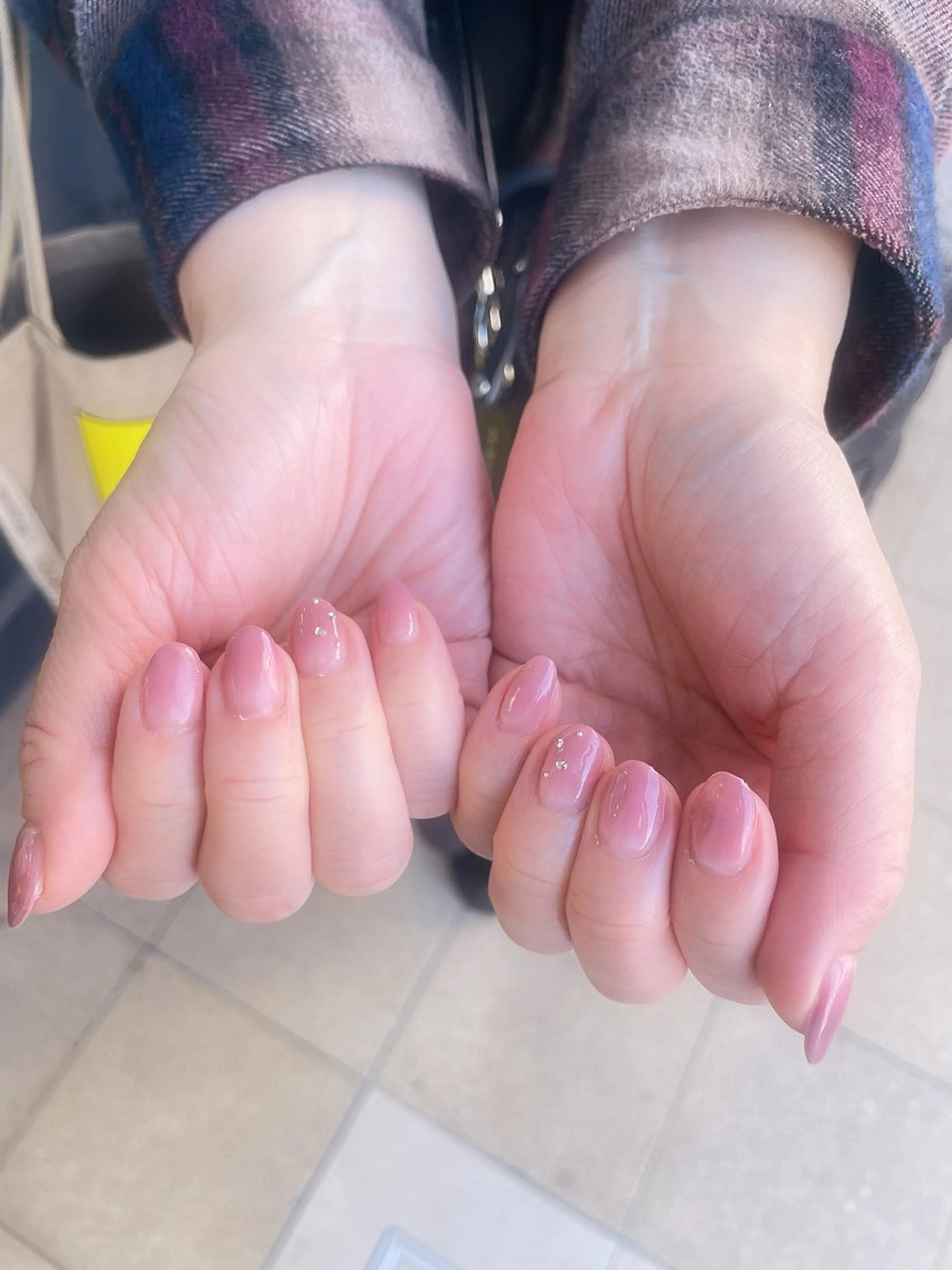 ネイル ストーンネイル bs-nail 金山店/school所属・bs-nail 大村のネイルデザイン