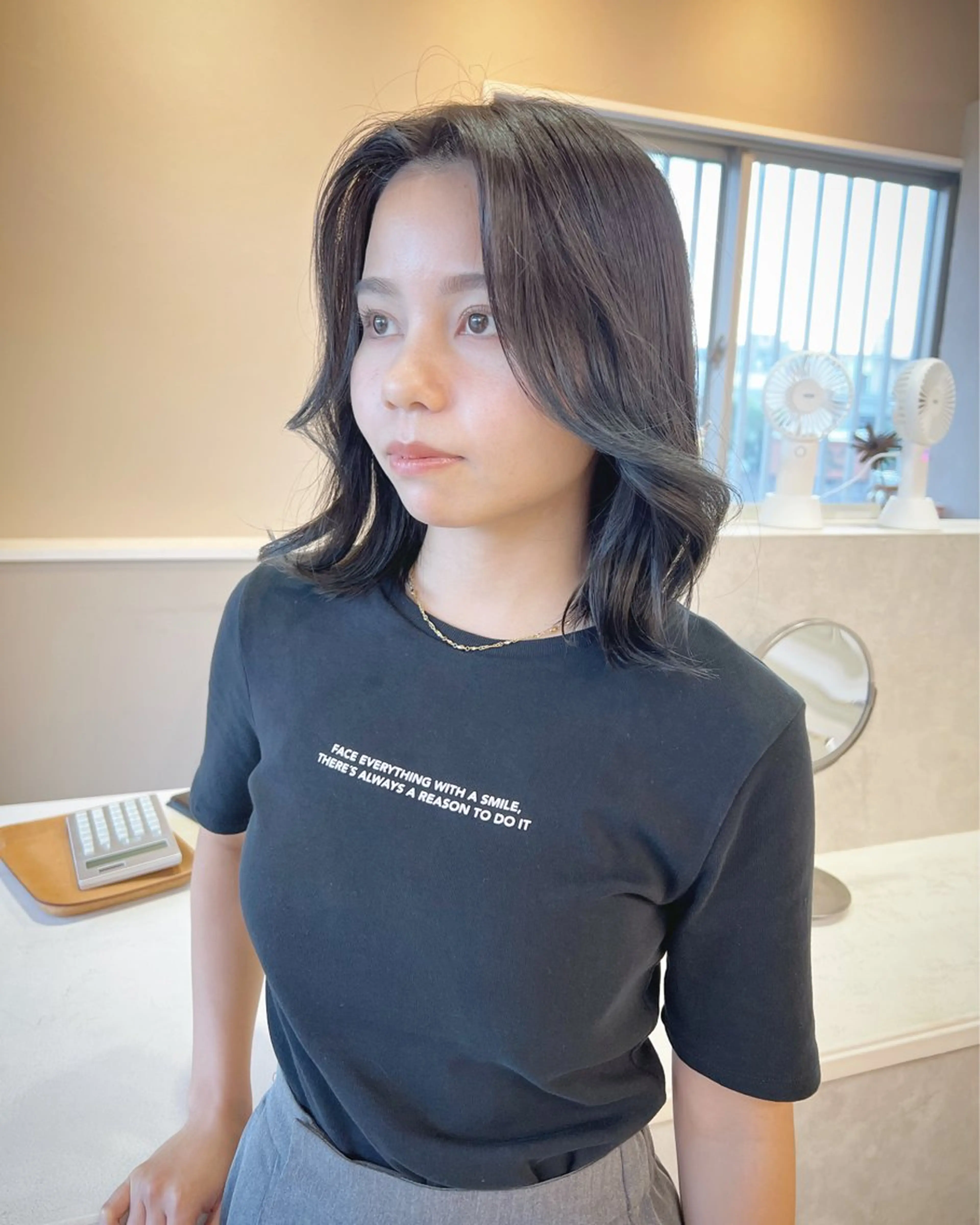 ミディアム カラー テトネ タカシのヘアスタイル