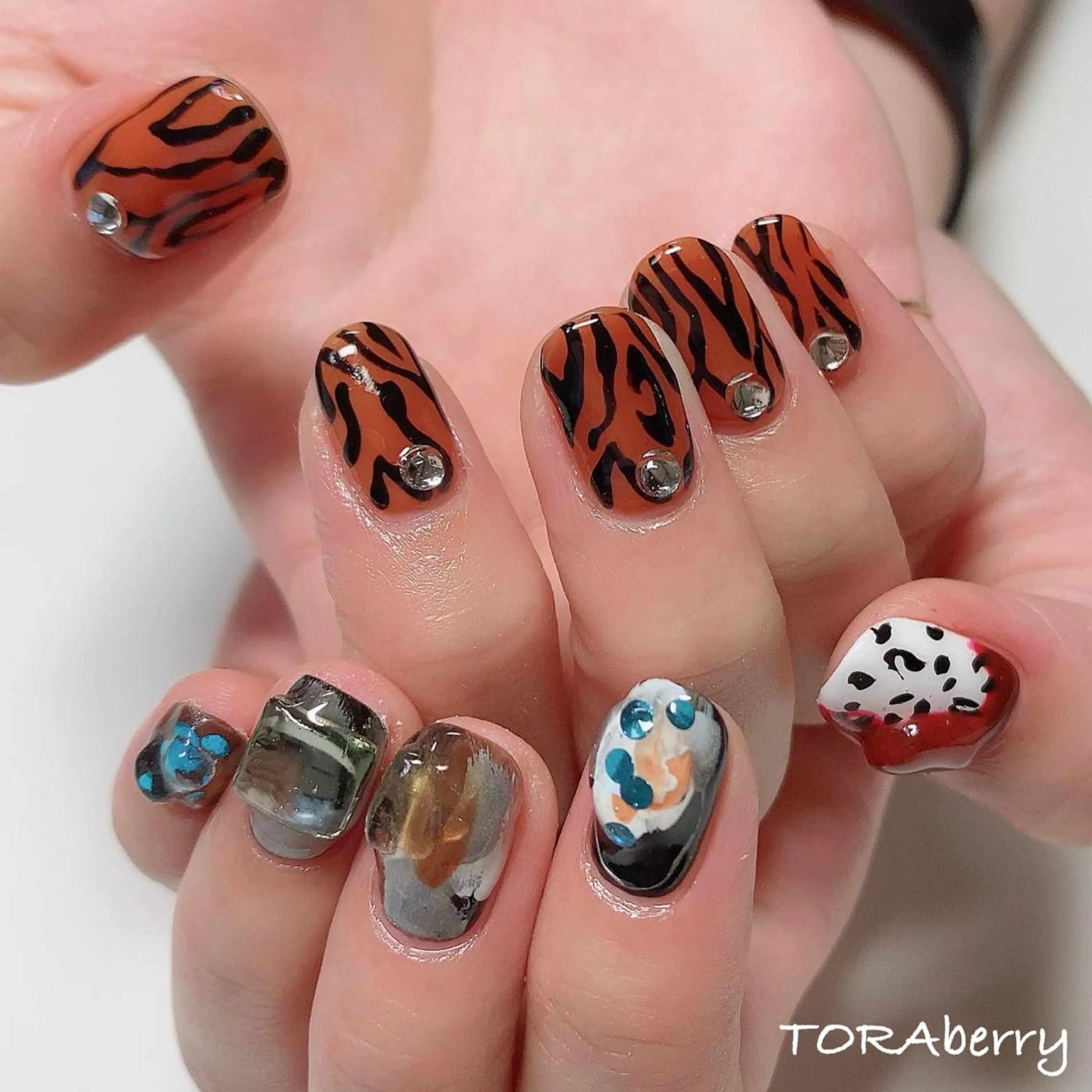 ネイル ハンドネイル ネイリスト なつみのネイルデザイン