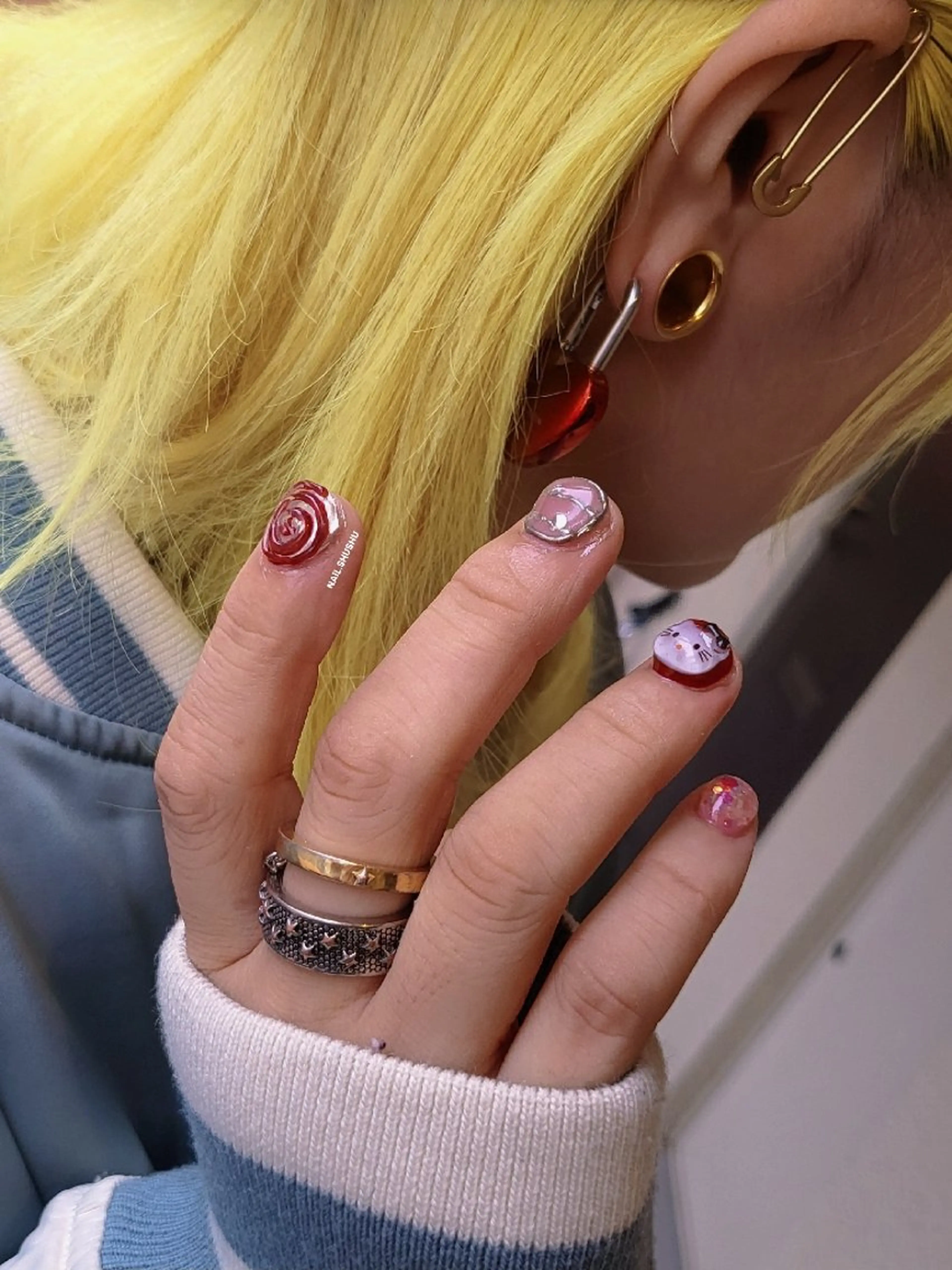 ネイル ハンドネイル 3dパーツ/流行り 👧shushu❤️のネイルデザイン