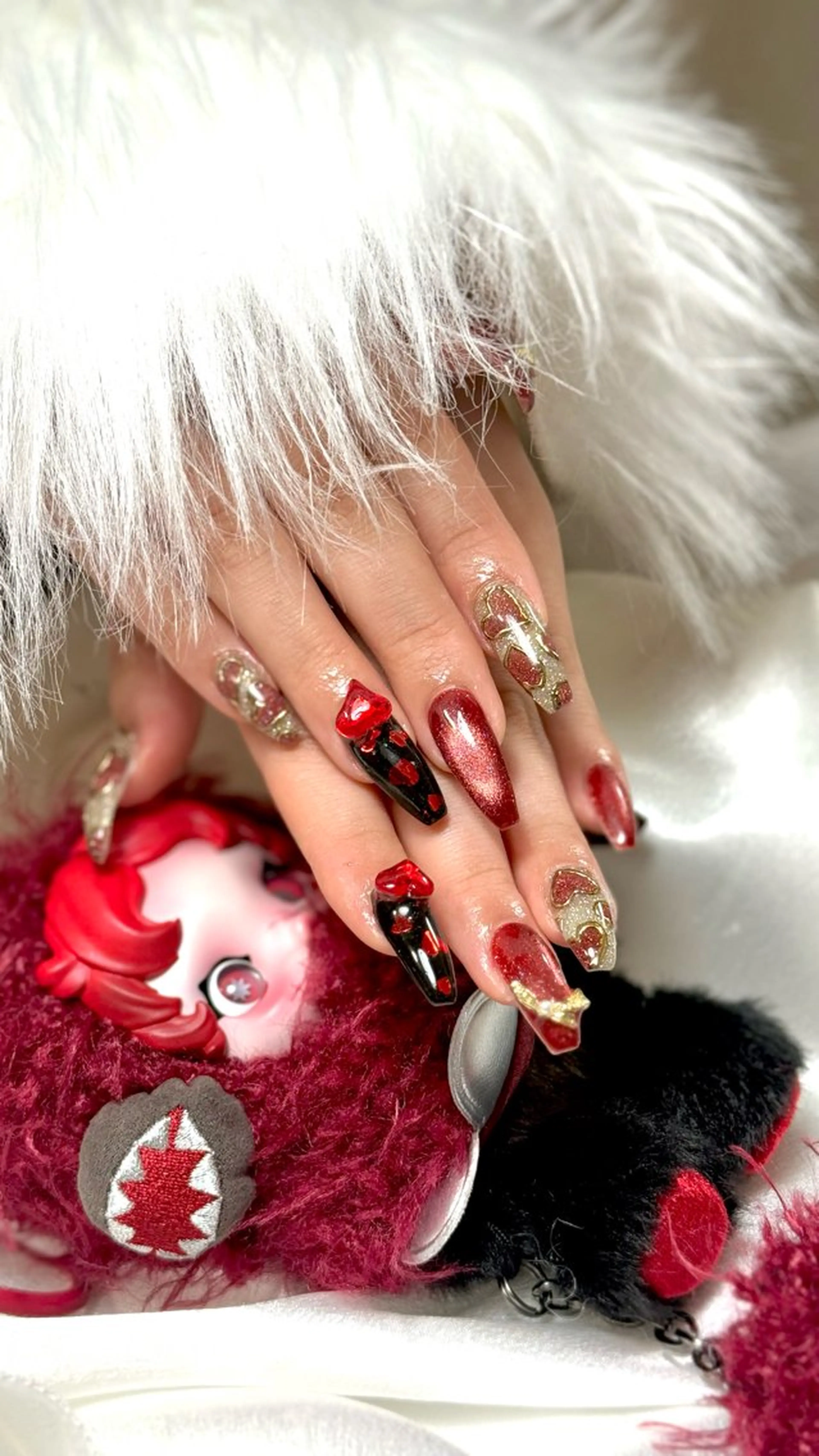 ネイル ハンドネイル ルシイ🎀新宿長さ 出しパーツ専門店のネイルデザイン