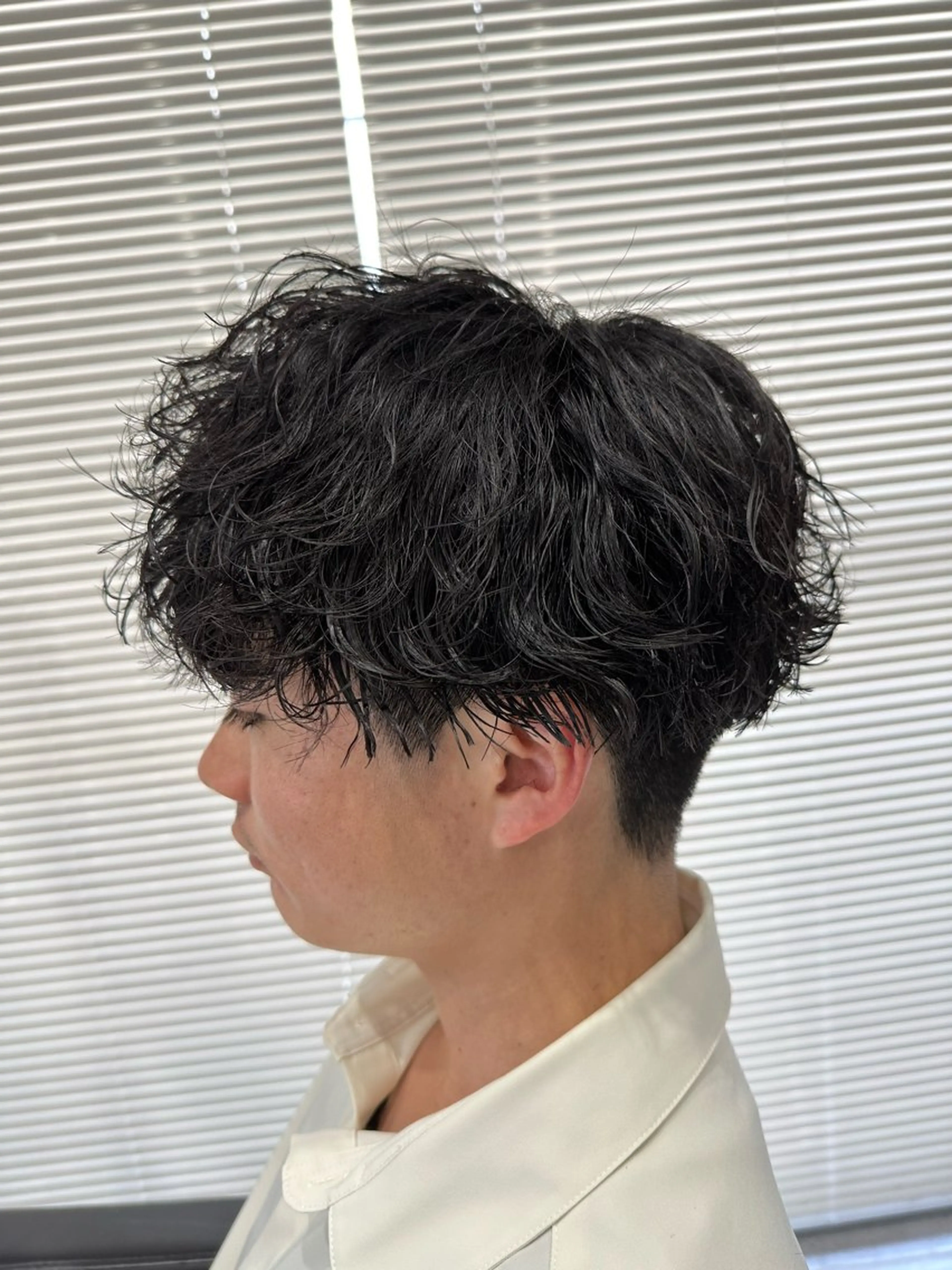 ショート パーマ メンズ メンズパーマ 波巻きパーマ カット パーマ 「パーマ指名No1 🥇」小日向悠のヘアスタイル