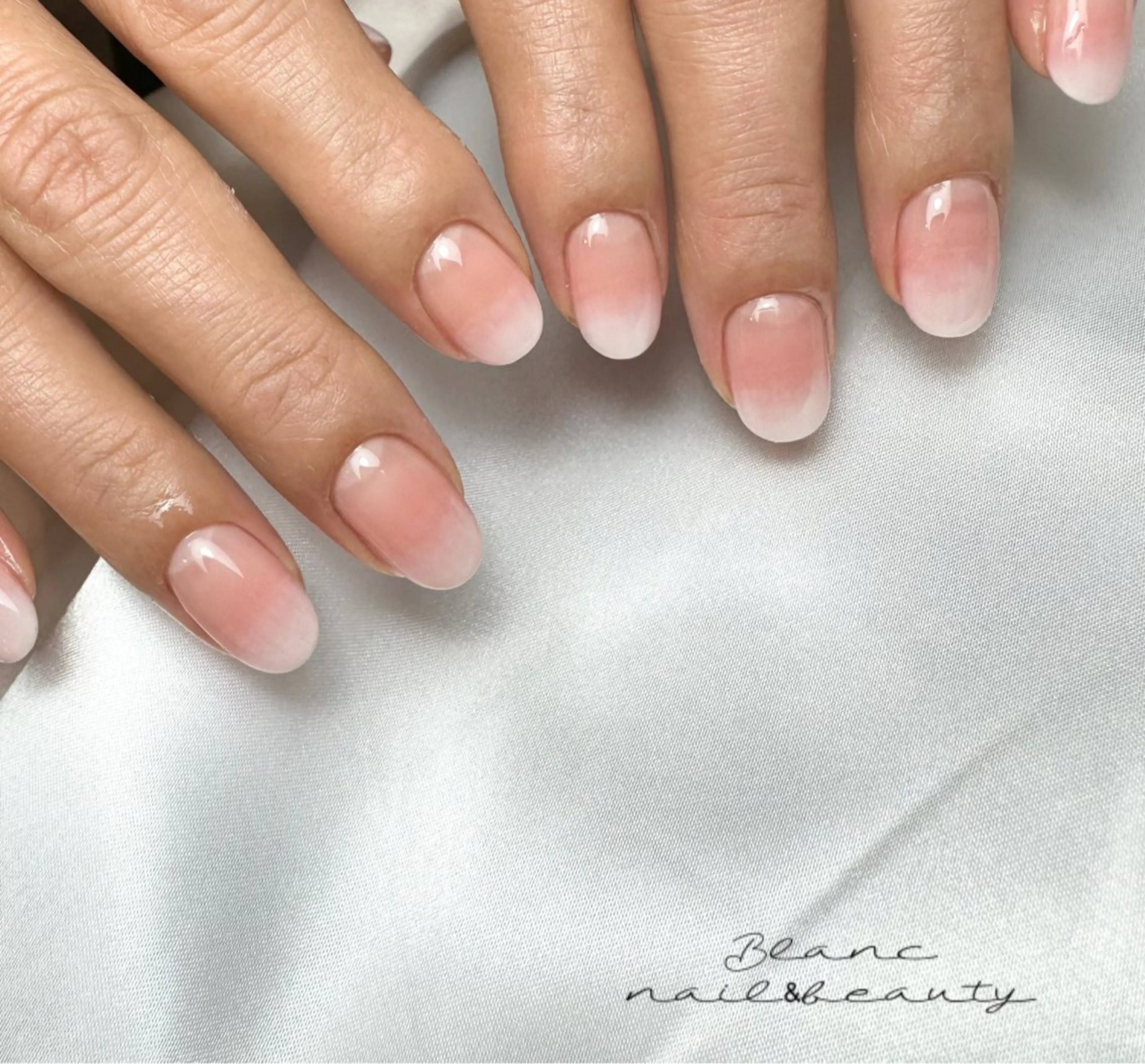 ネイル Blanc ブランのネイルデザイン