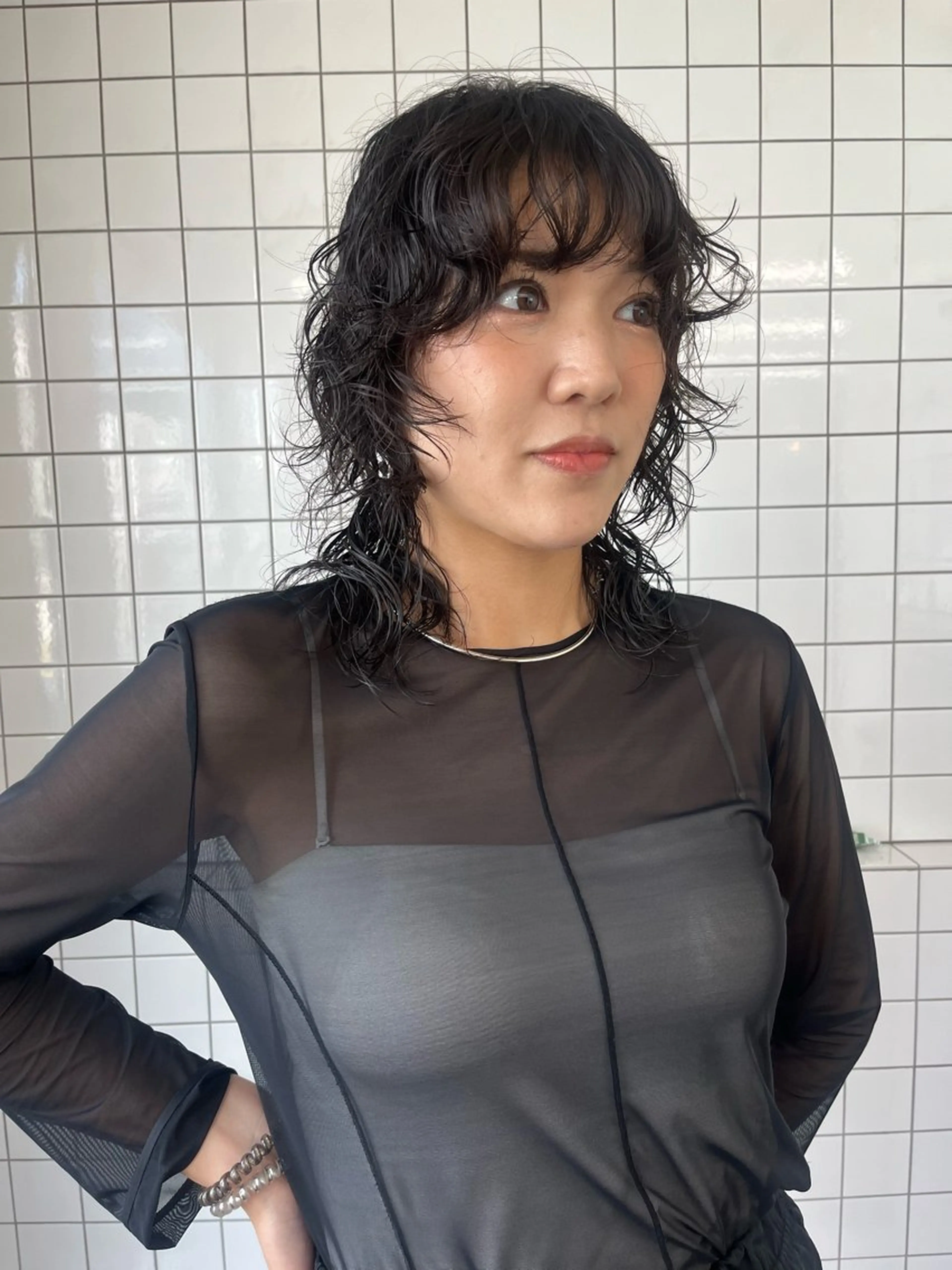 ミディアム パーマ ミディアムパーマ レイヤーカット ボブパーマ/パーマ ウルフパーマのヘアスタイル