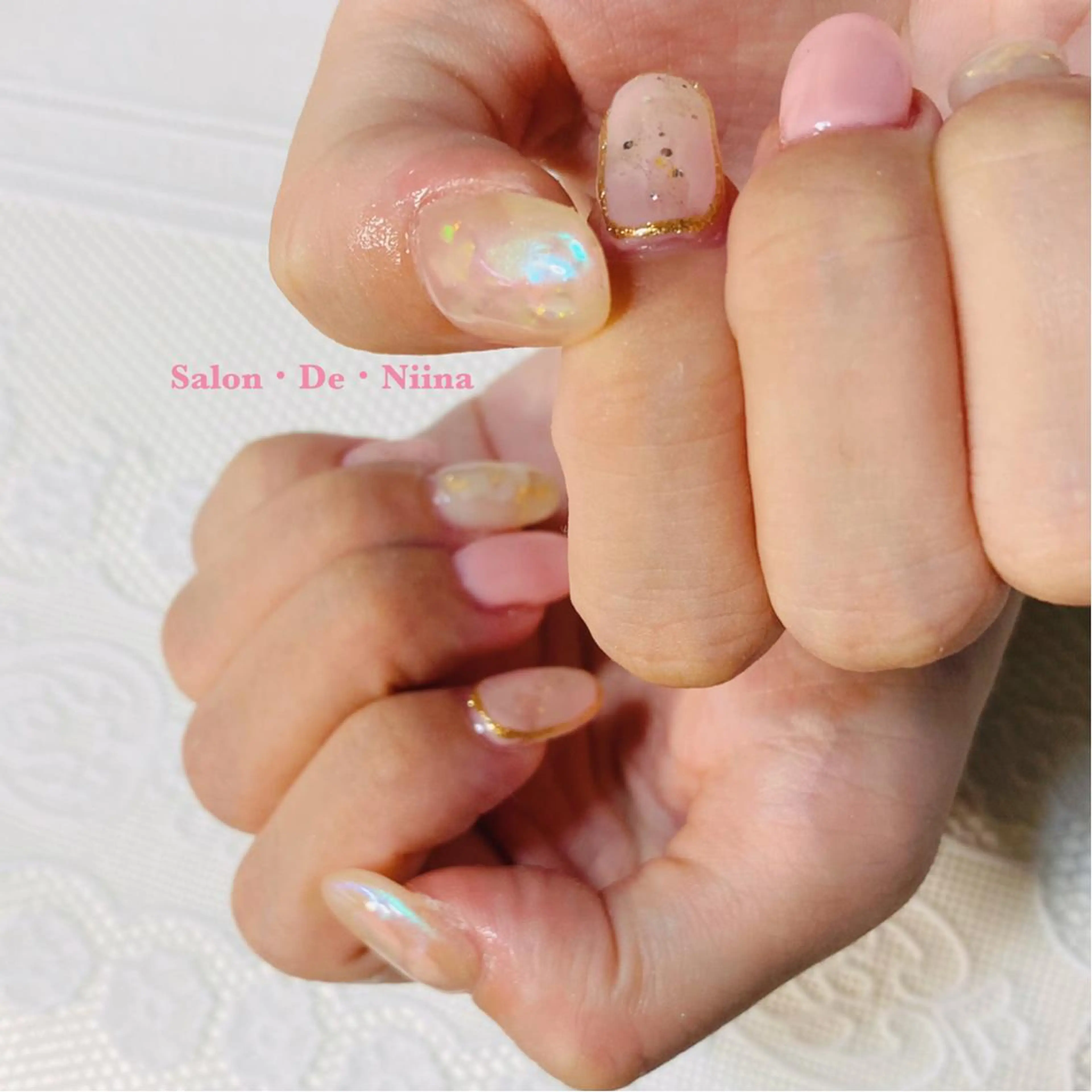 ネイル オーロラネイル Salon•de•Niina所属・ボディビルダーSal on.DeNiinaのネイルデザイン