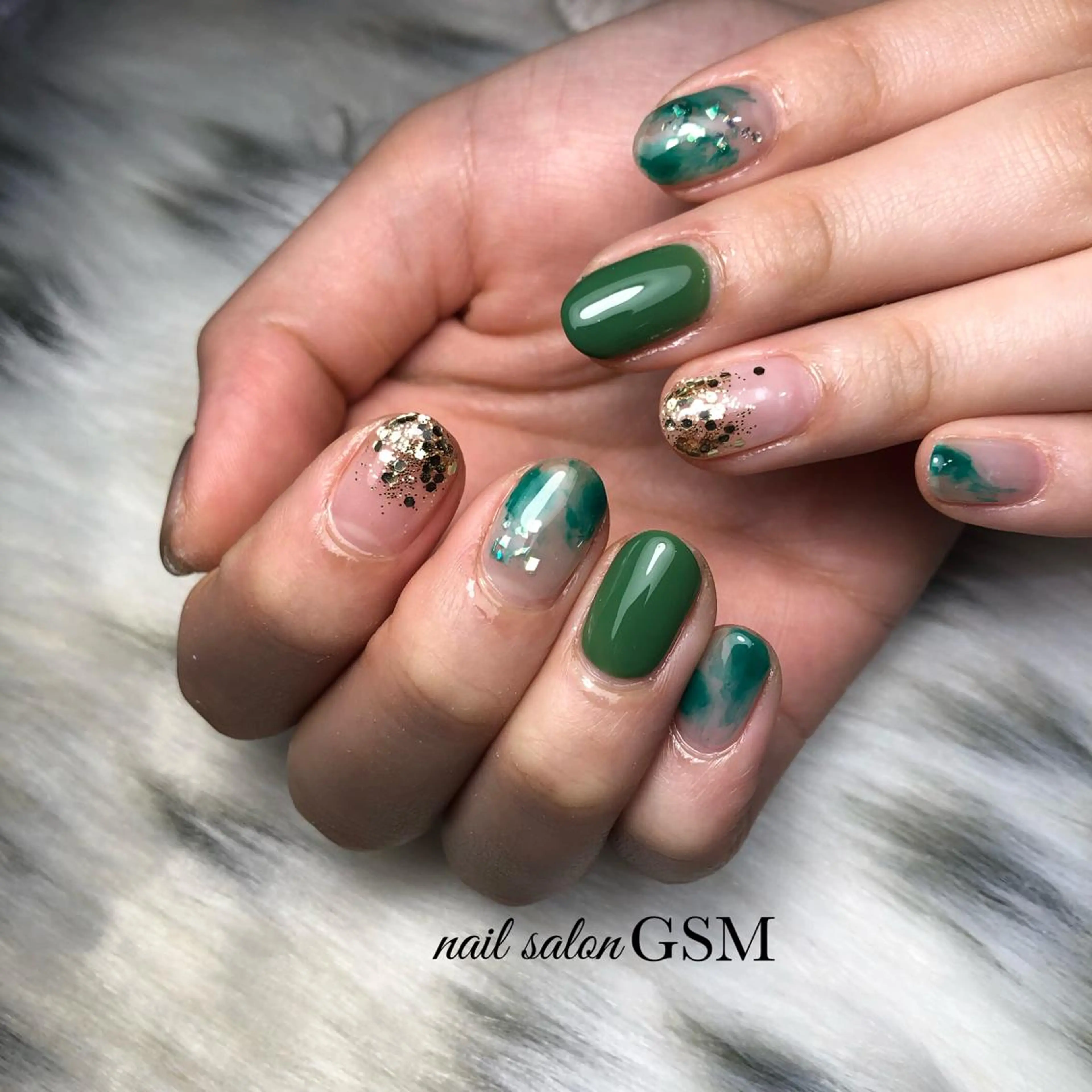 ネイル オーロラネイル キラキラネイル ニュアンスネイル ハンドネイル nail salon GSMのネイルデザイン