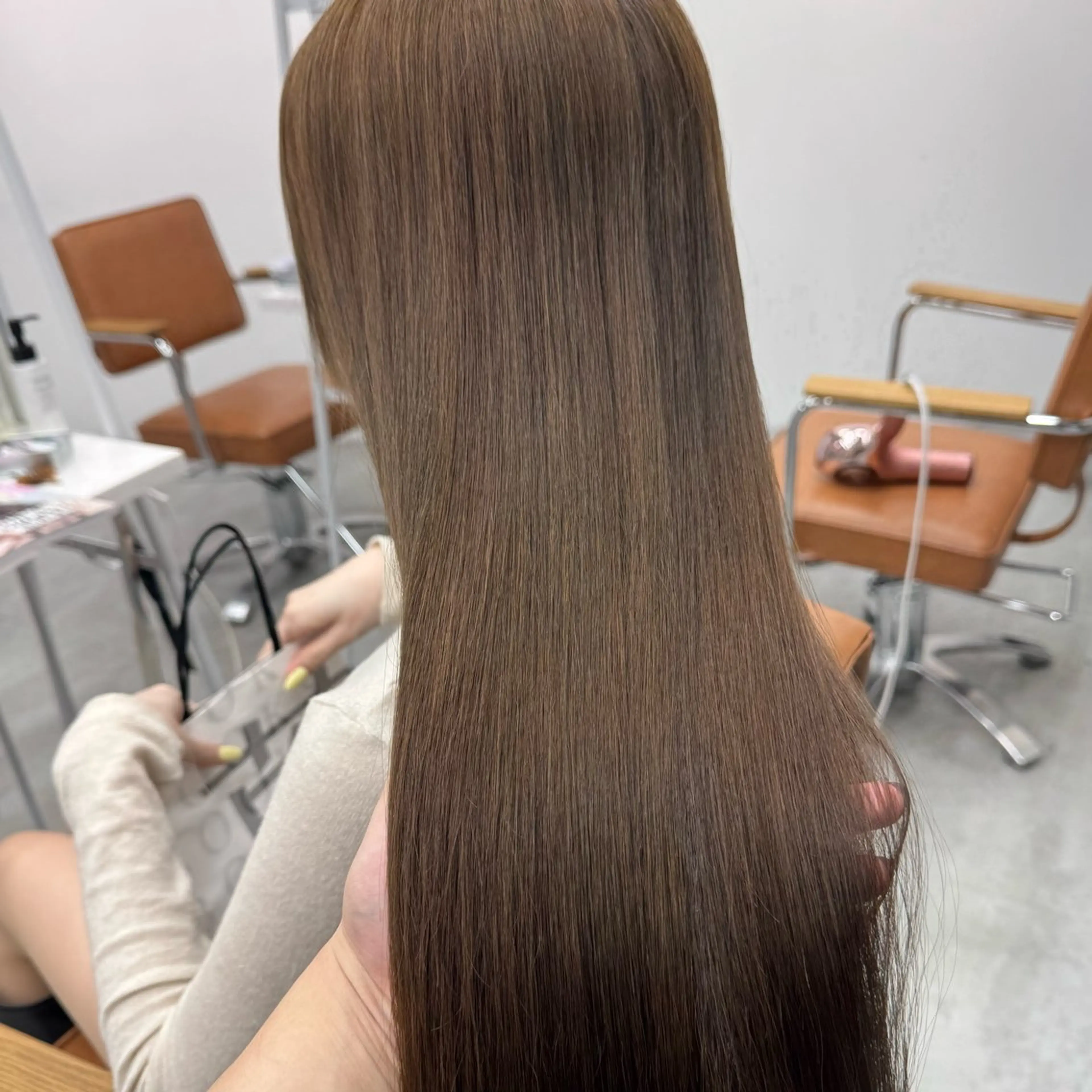 ロング カラー ヘアアレンジ ヘアカラー トリートメント ブリーチなしカラー /ベージュ/安形翔のヘアスタイル