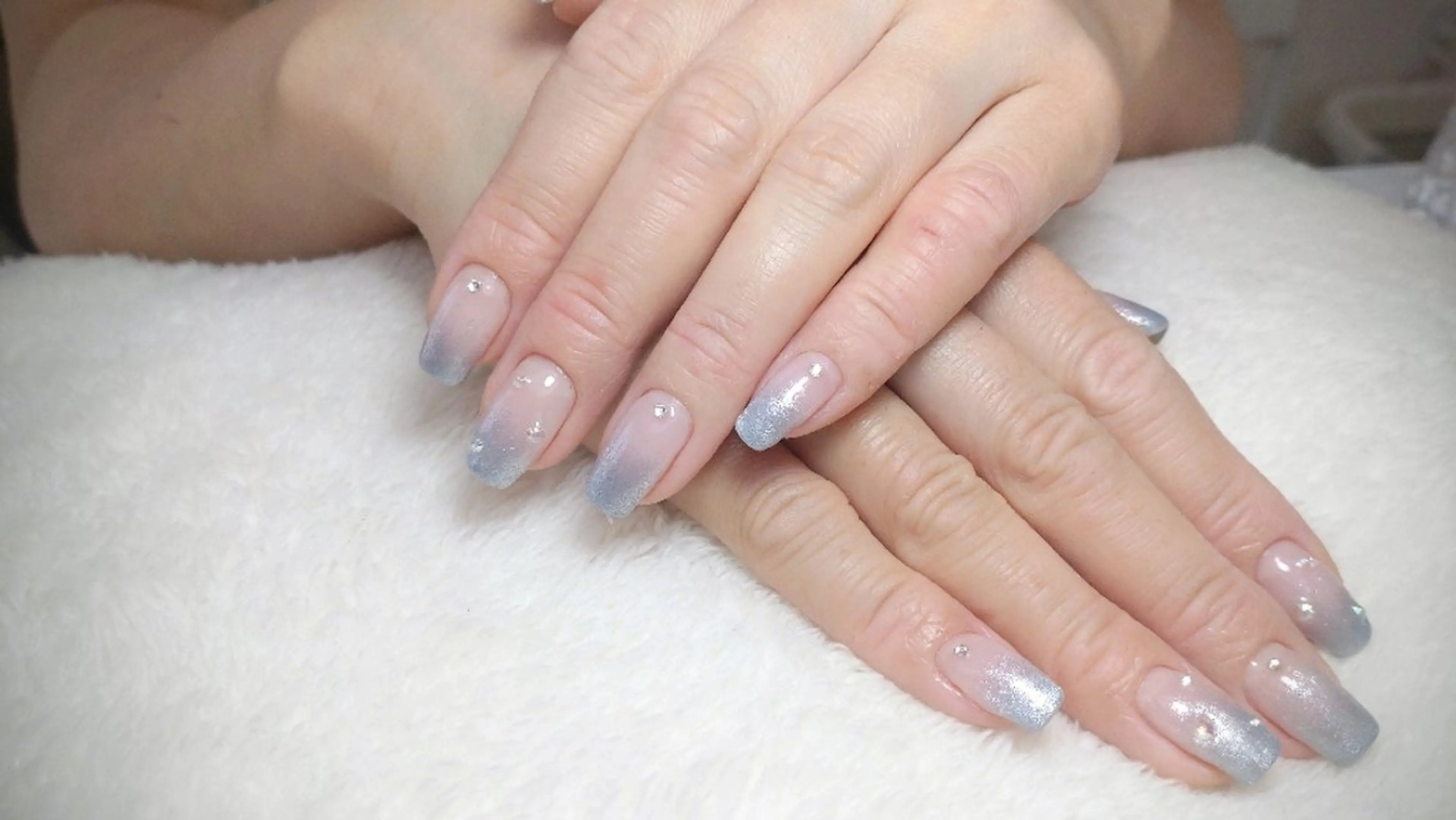ネイル Nailsalon Latteのネイルデザイン