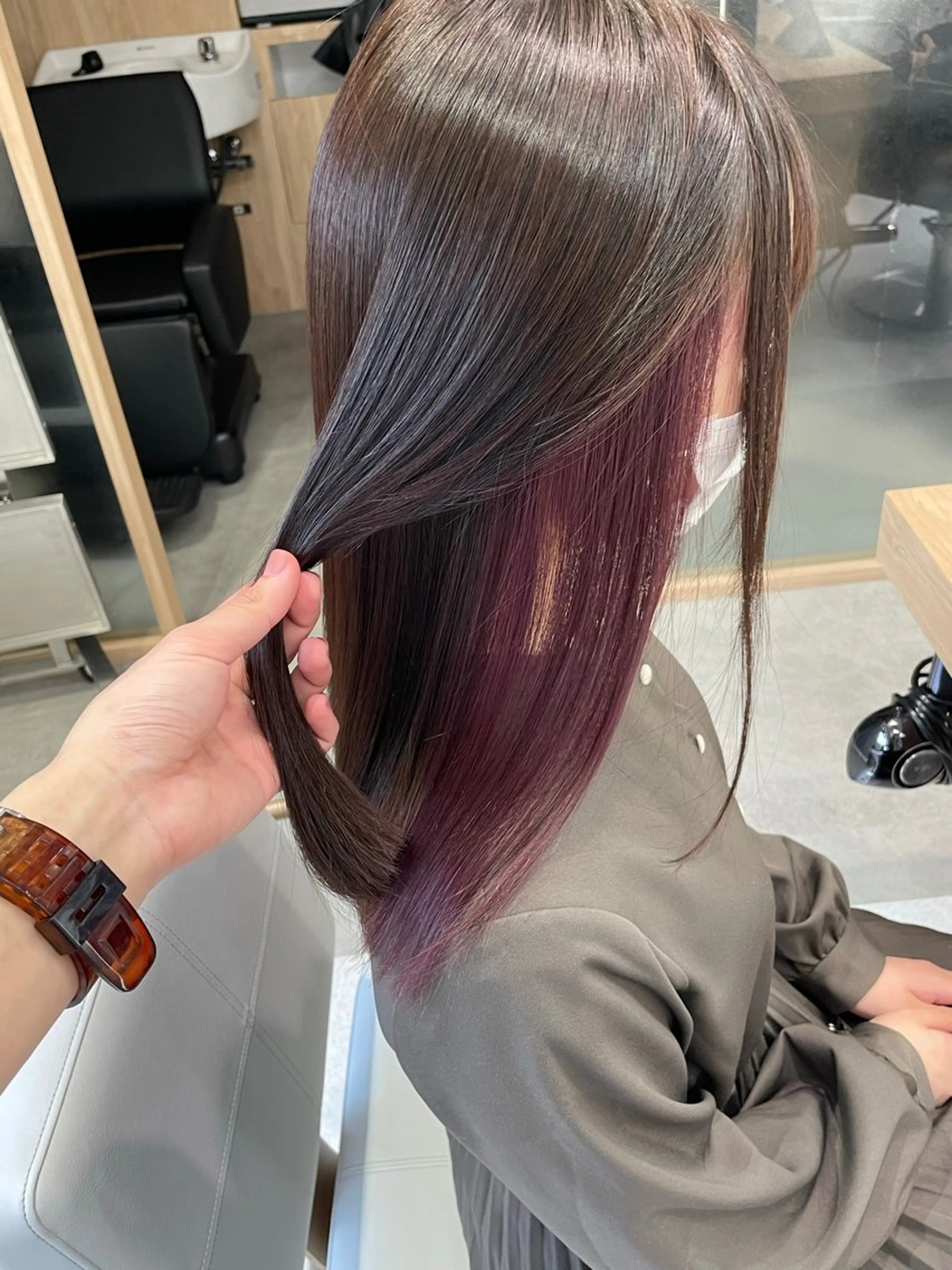 セミロング カラー インナーカラー ラベンダーカラー ピンクカラー ピンクラベンダー カット ヘアカラー トリートメント 《ブリーチ/赤み消し /髪質改善》若松良樹のヘアスタイル