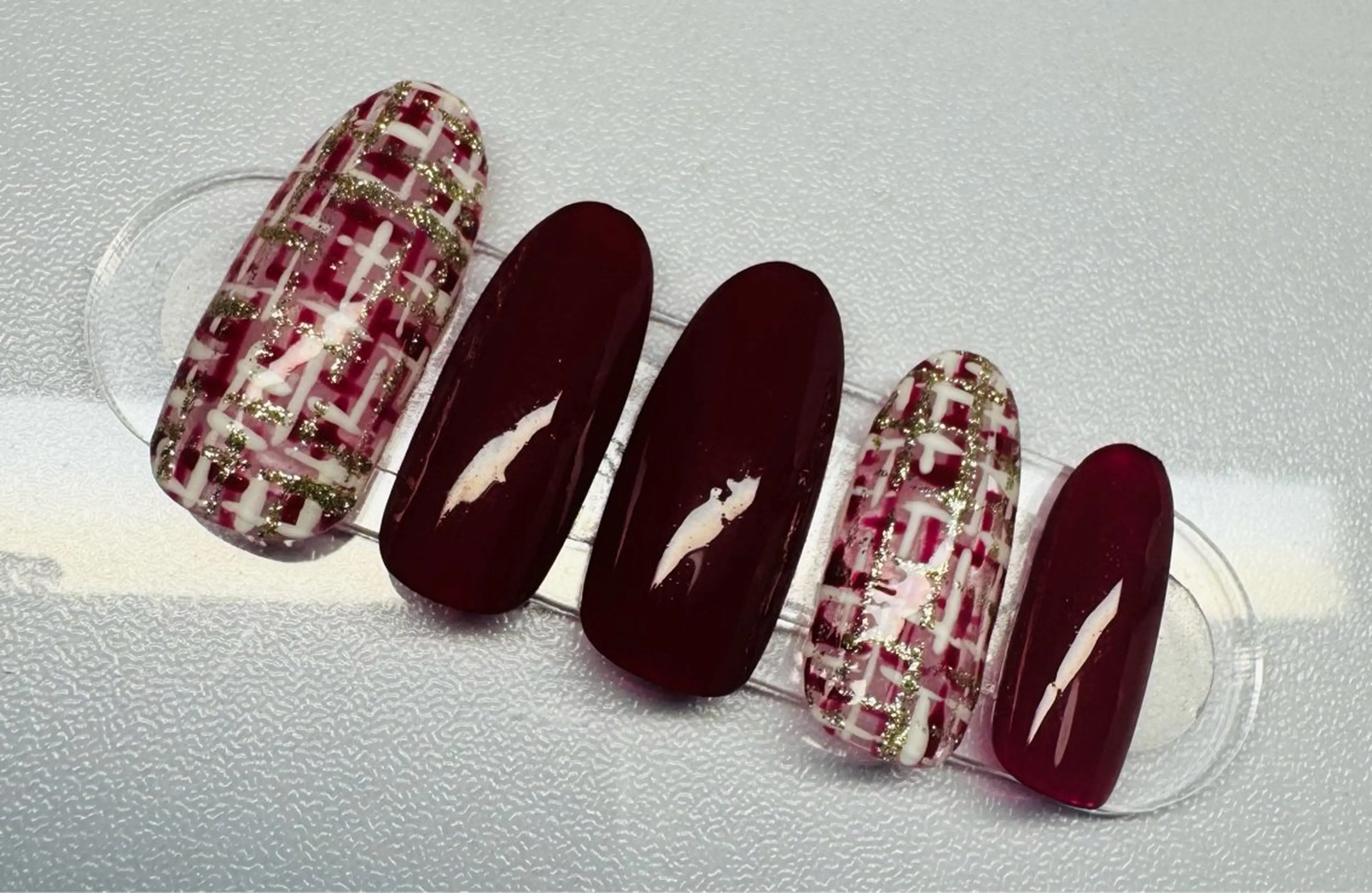 ネイル ハンドネイル フットネイル R Bella Nailのネイルデザイン