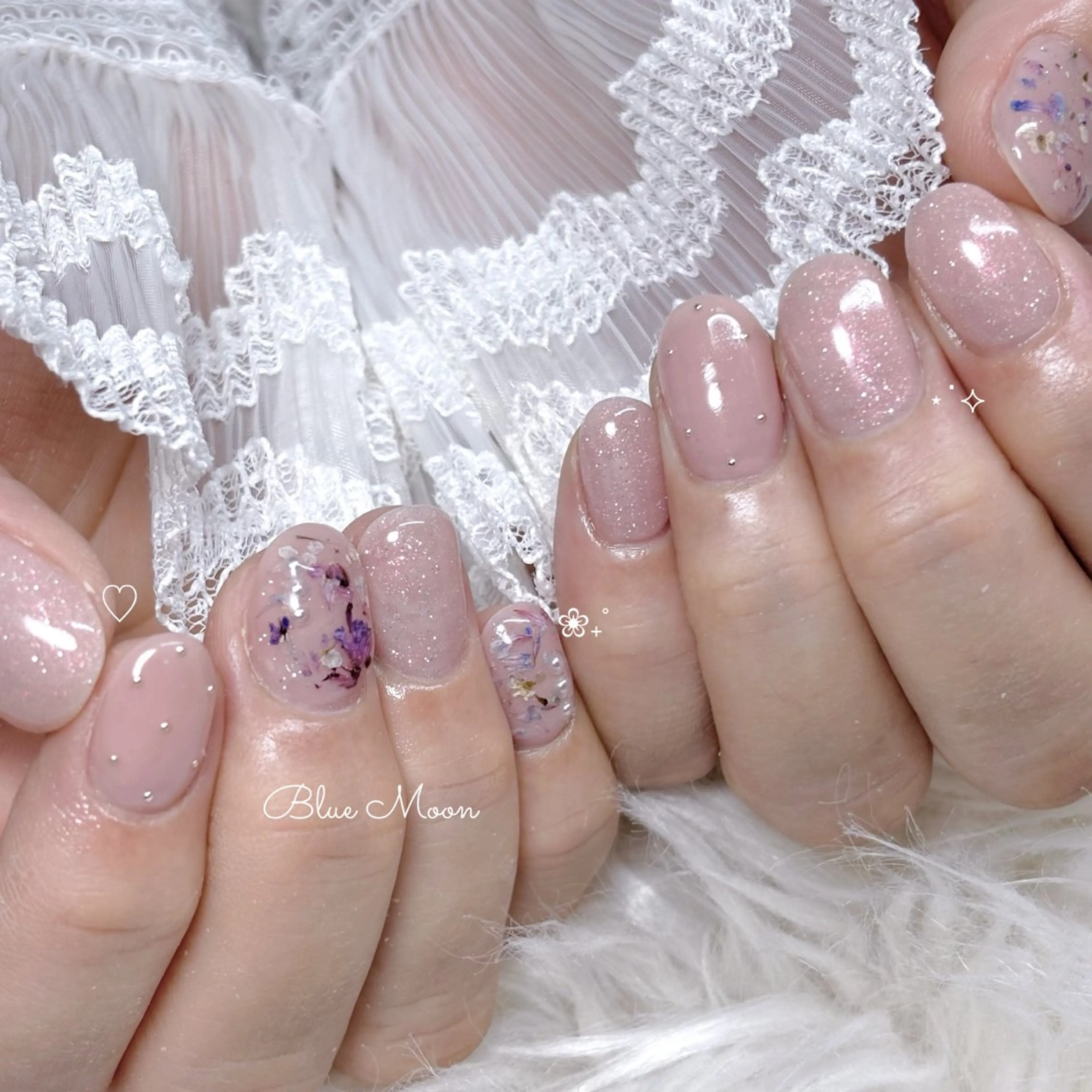 ネイル ハンドネイル フットネイル ハンドケア nail salon Blue Moonのネイルデザイン