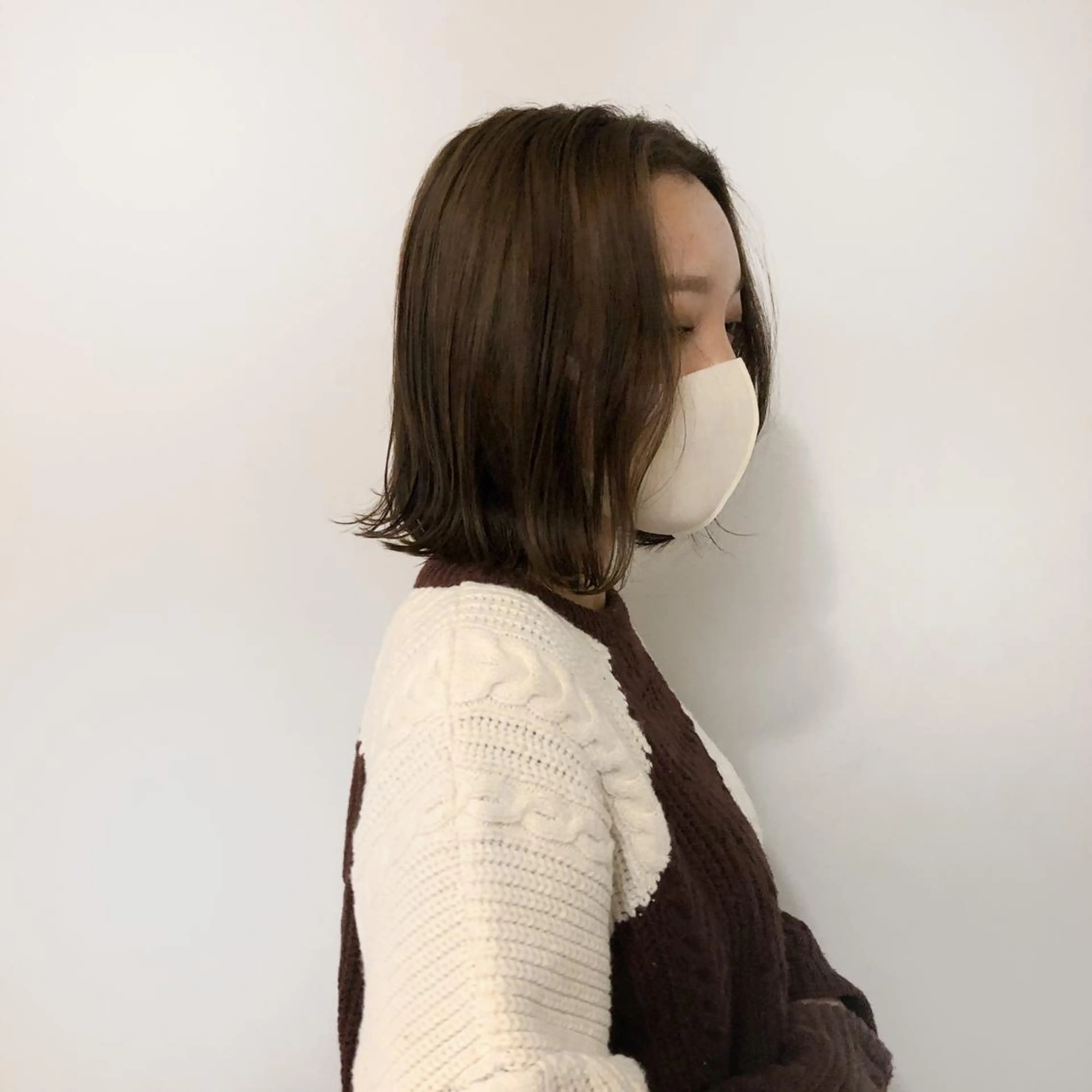 ミディアム カラー 秋山 裕香のヘアスタイル